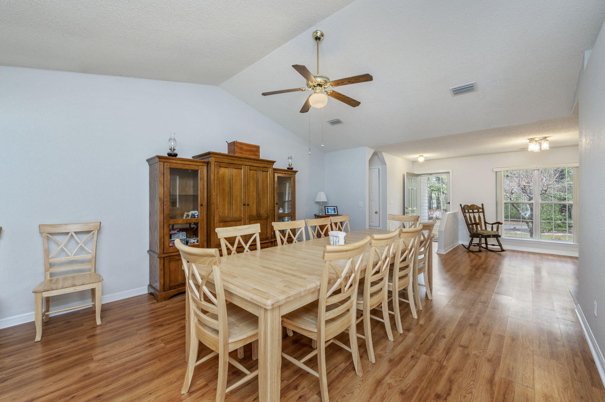 INDIAN TRAILS PH I E1/2 LOT 3 BLK C - Residential