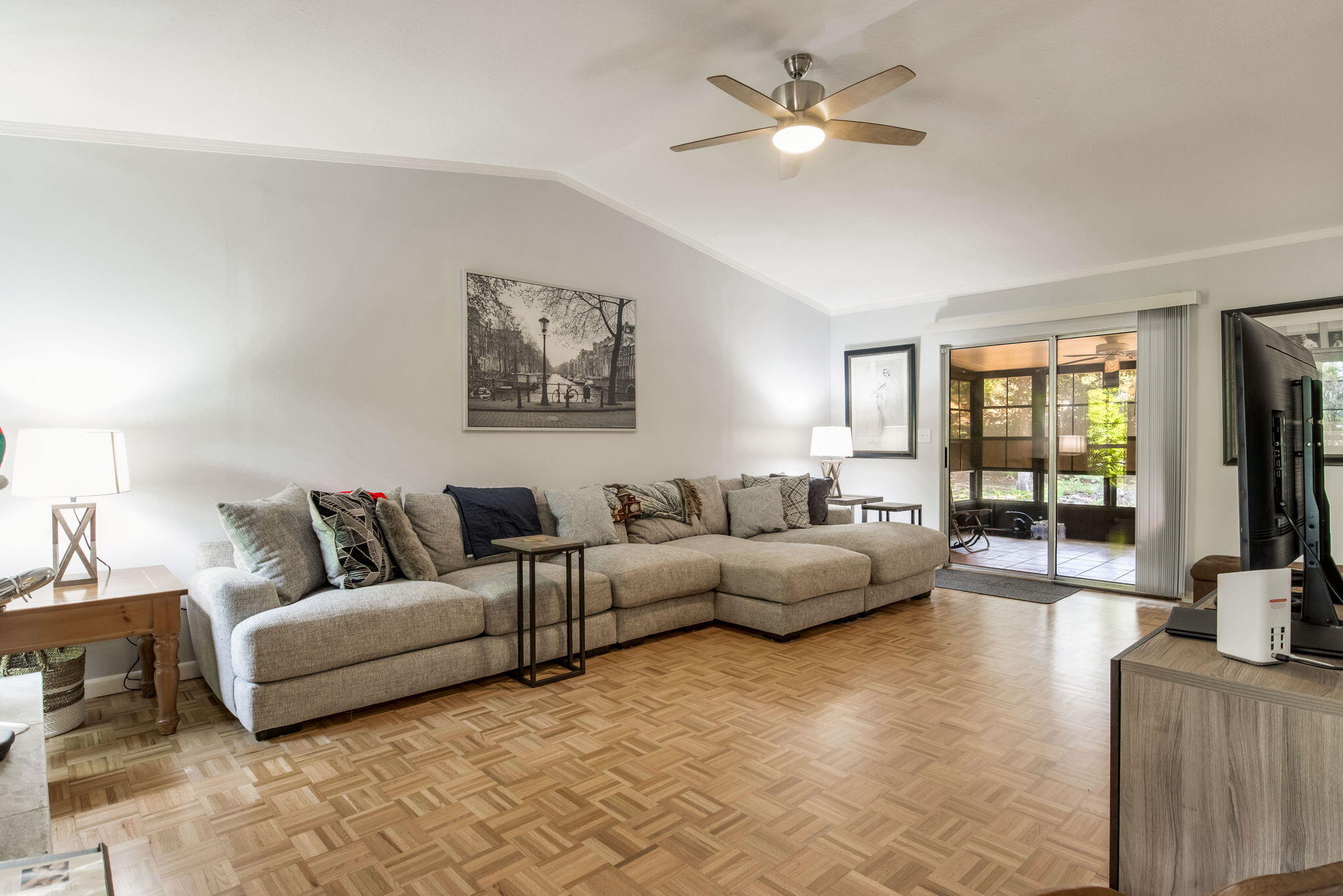 COLLEGE WOOD UNIT 2 - Residential