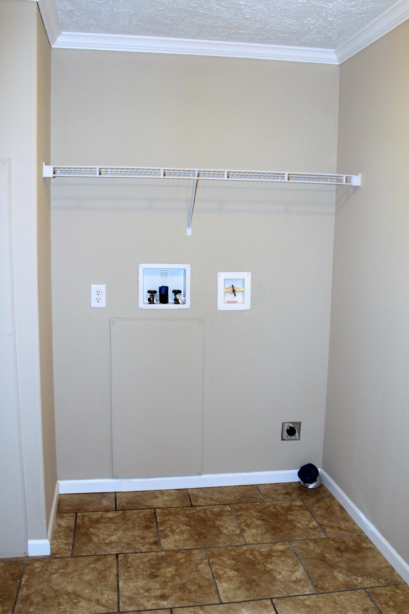 THE PINES - Residential