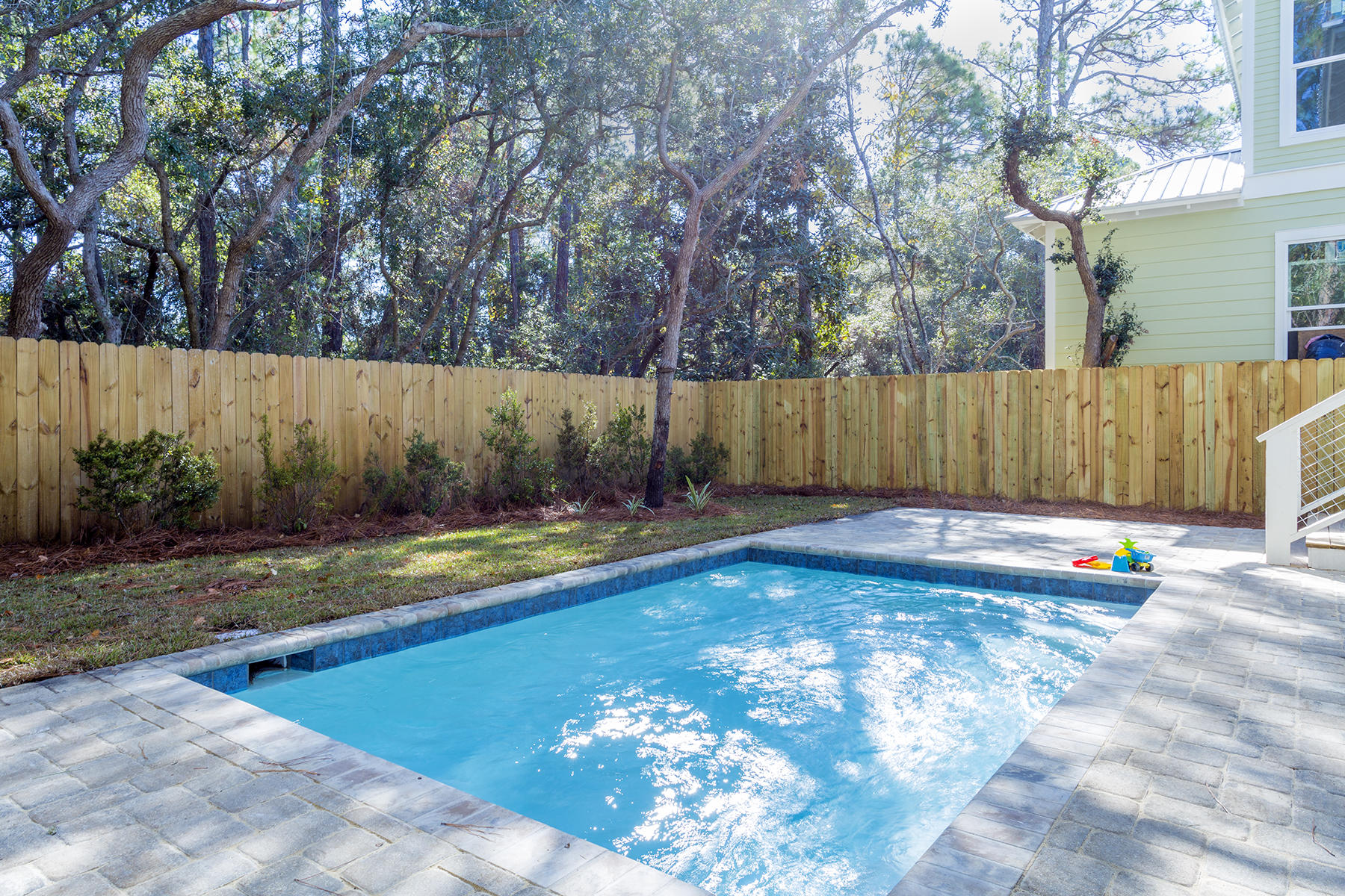 GRAYTON BEACH - Residential