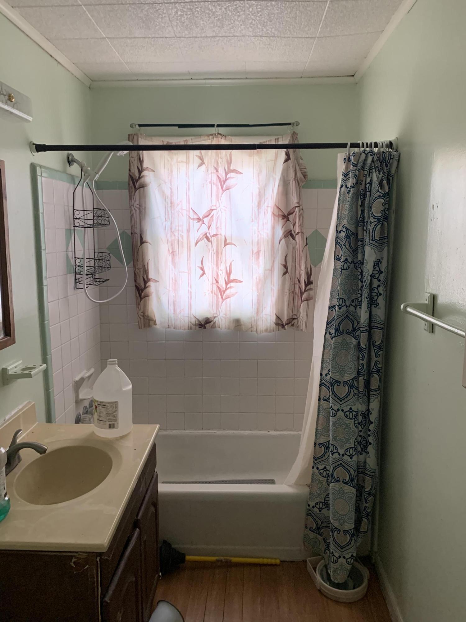 ANDERSON-BROOKS - Residential