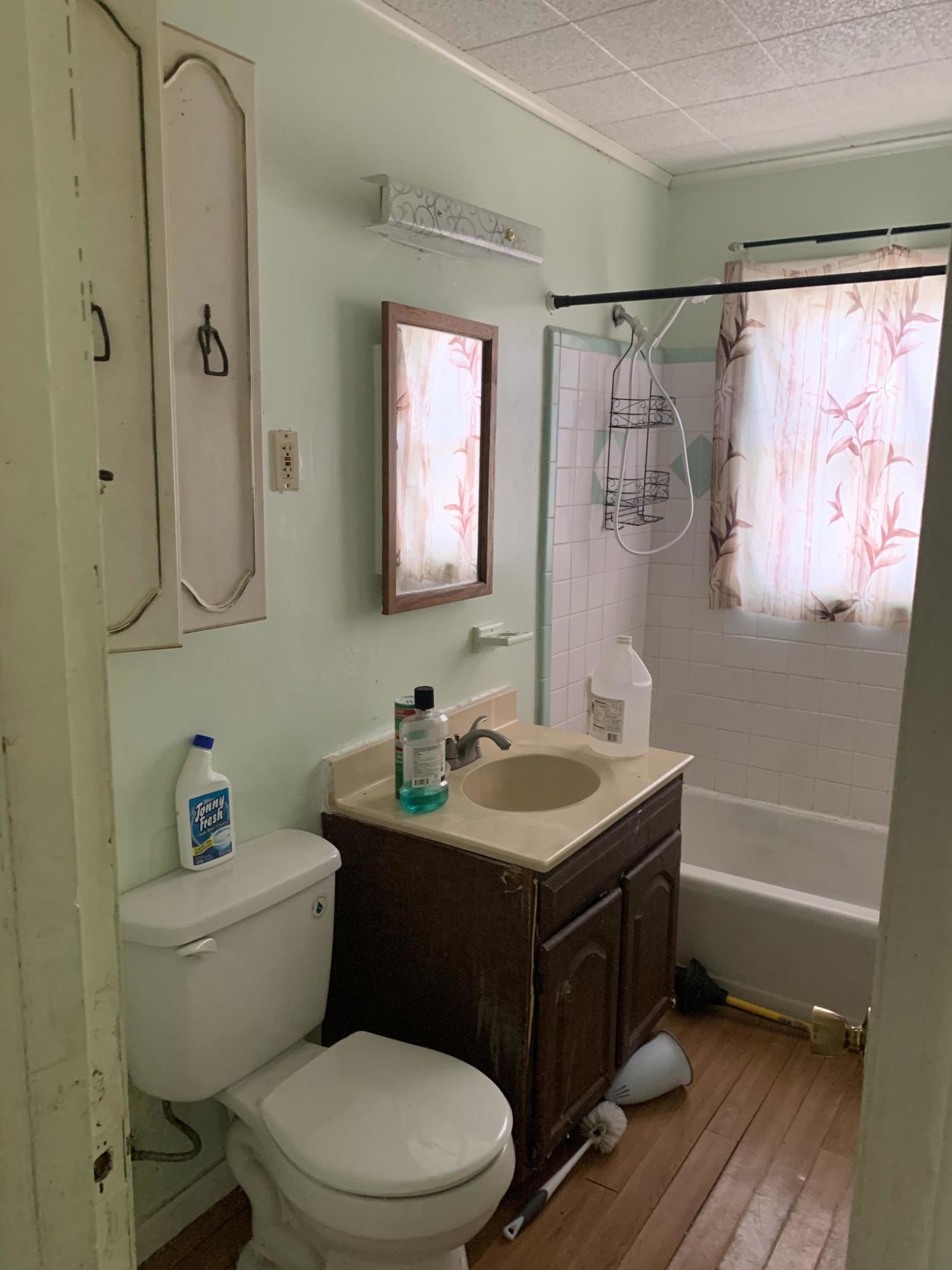 ANDERSON-BROOKS - Residential