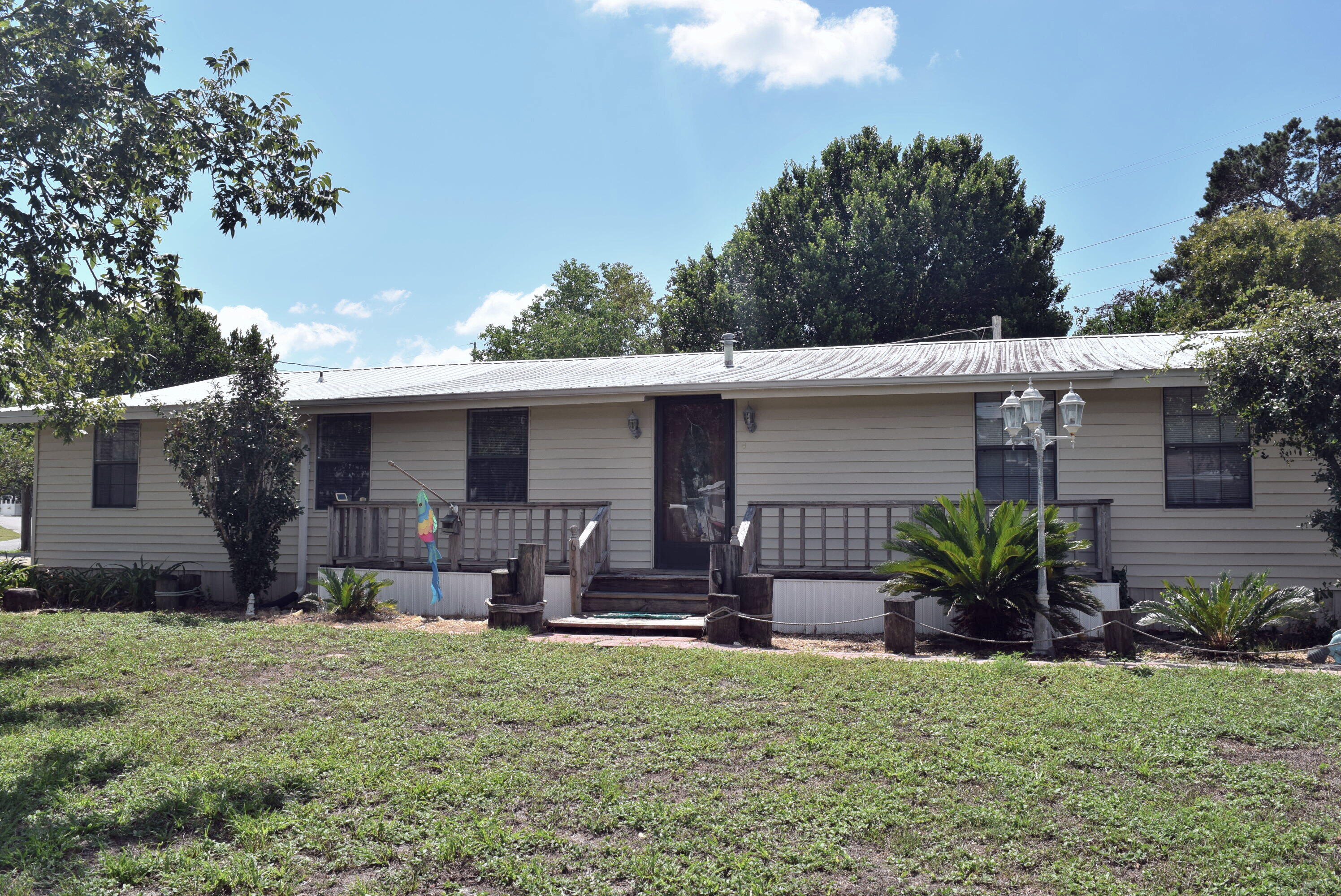 SAND DOLLAR ESTATES - Residential