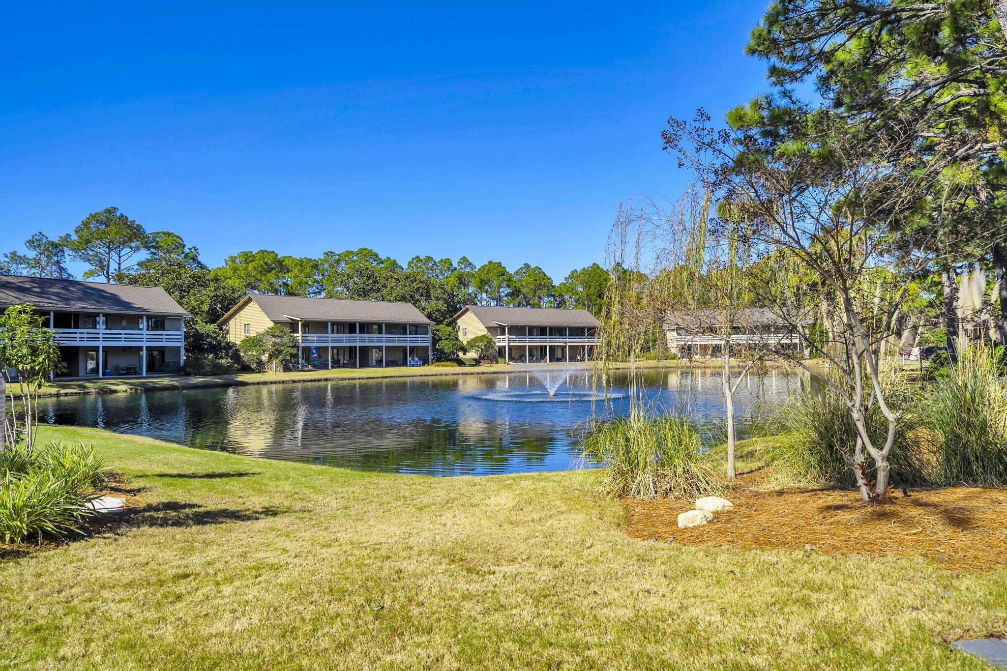 SEASCAPE CONDO GARDEN VILLA - Residential