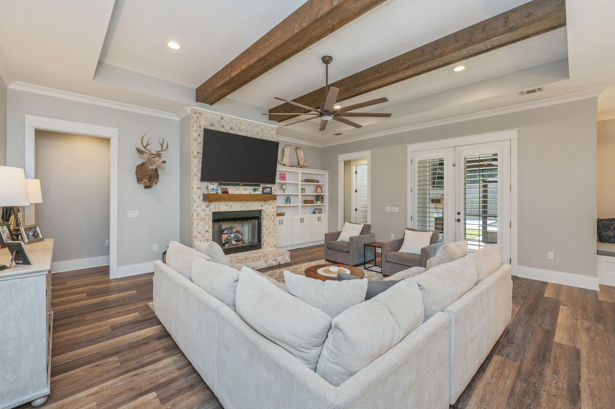 Bootyville Estates - Residential