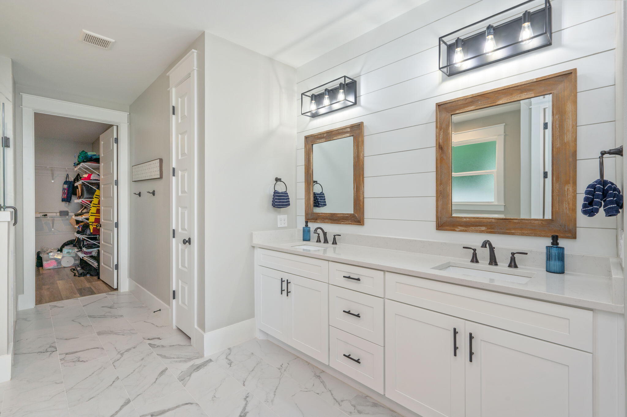 Bootyville Estates - Residential