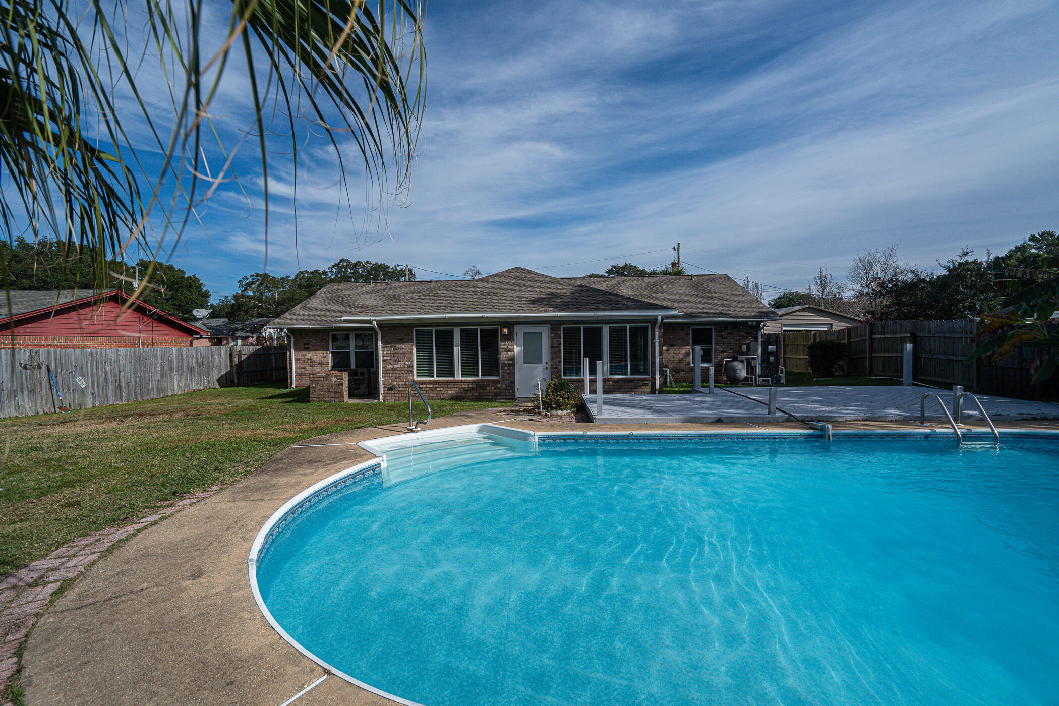 COUNTRY BREEZE ESTATES - Residential