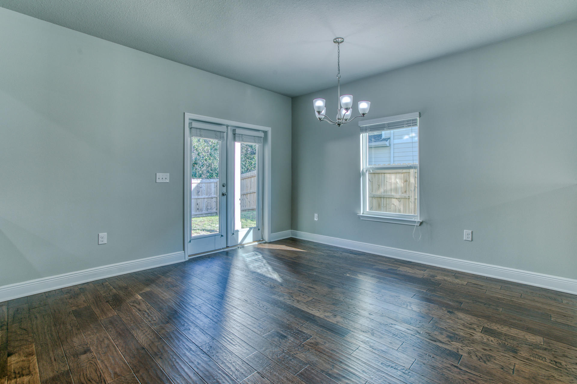 TRANQUILITY BY THE BAY - Residential