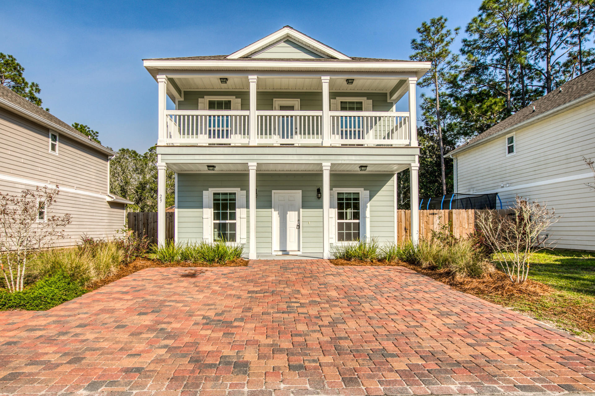 TRANQUILITY BY THE BAY - Residential