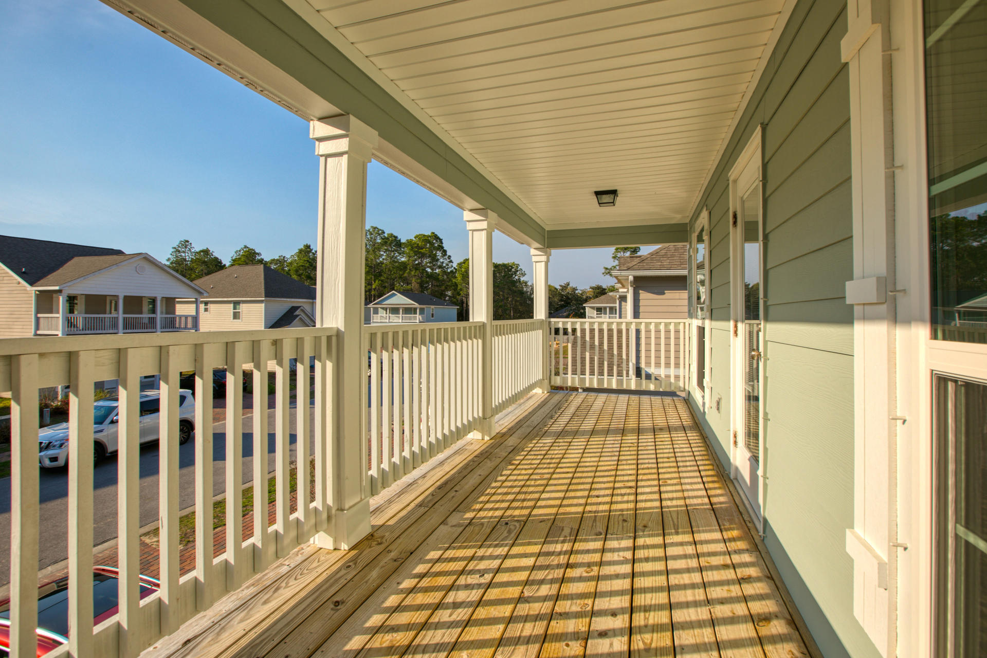 TRANQUILITY BY THE BAY - Residential