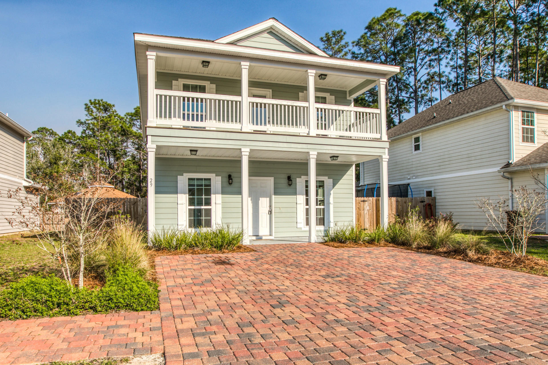 TRANQUILITY BY THE BAY - Residential