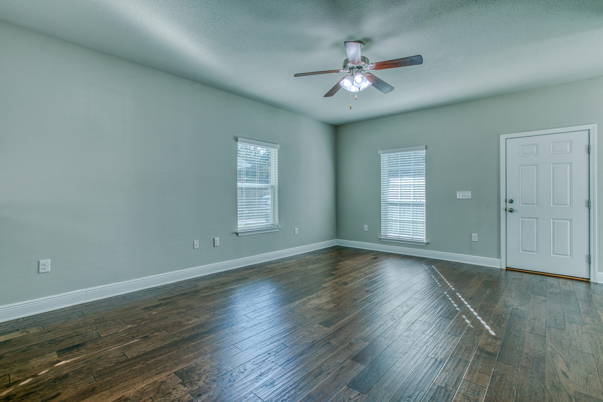 TRANQUILITY BY THE BAY - Residential