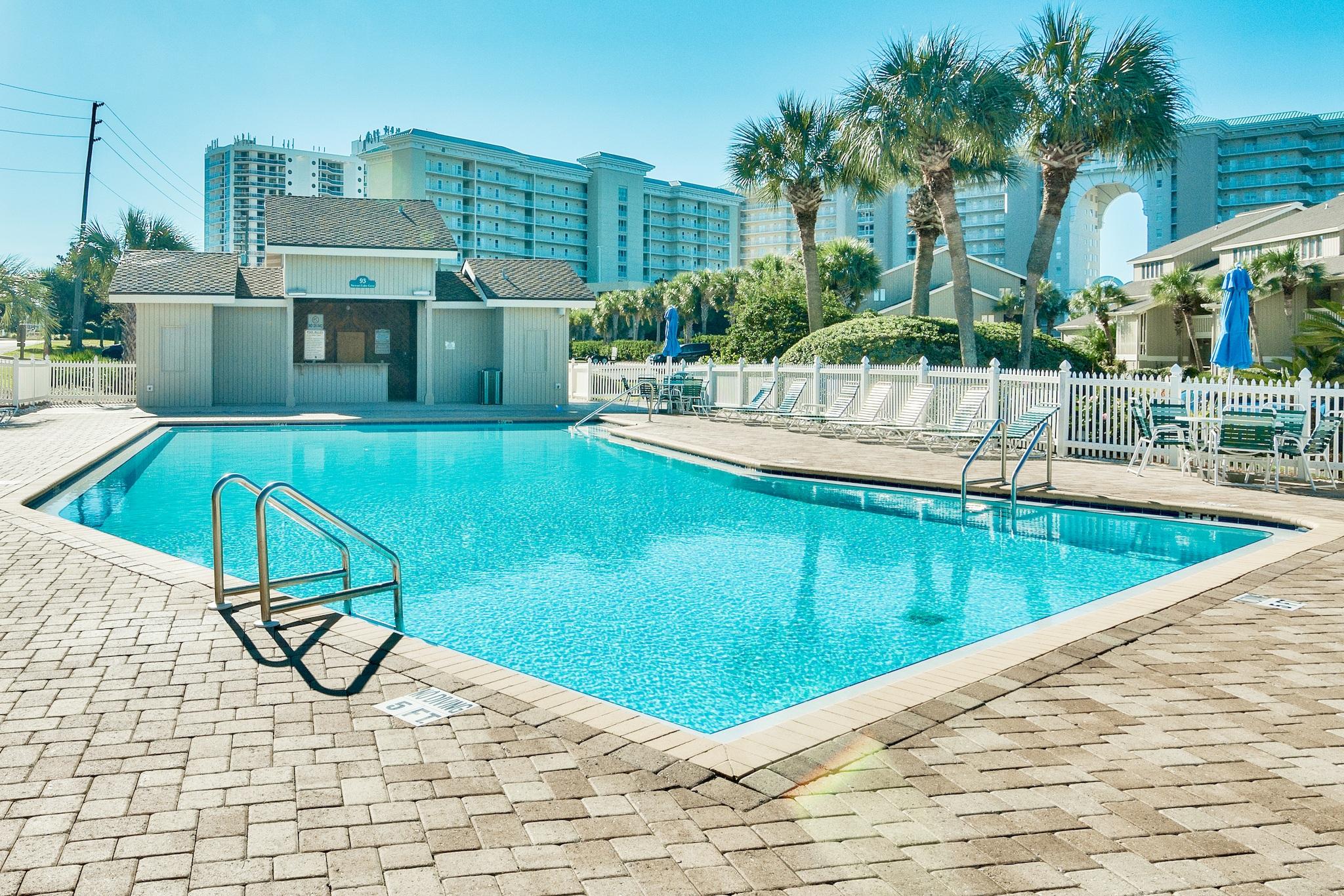 ARIEL DUNES II - Residential