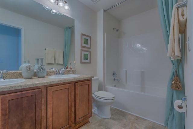 REDSTONE COMMONS - Residential