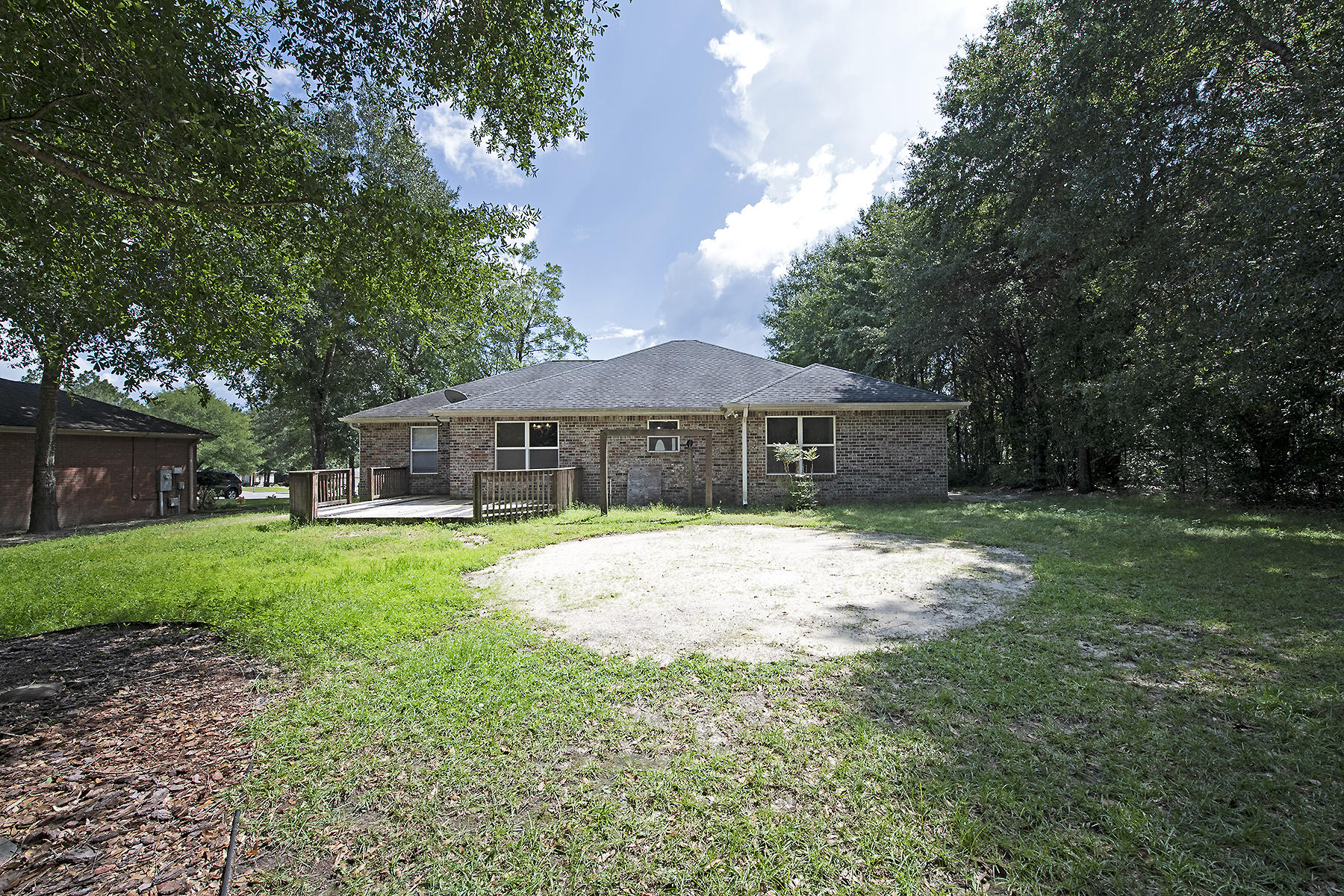 SPRING HOLLOW ESTATES - Residential
