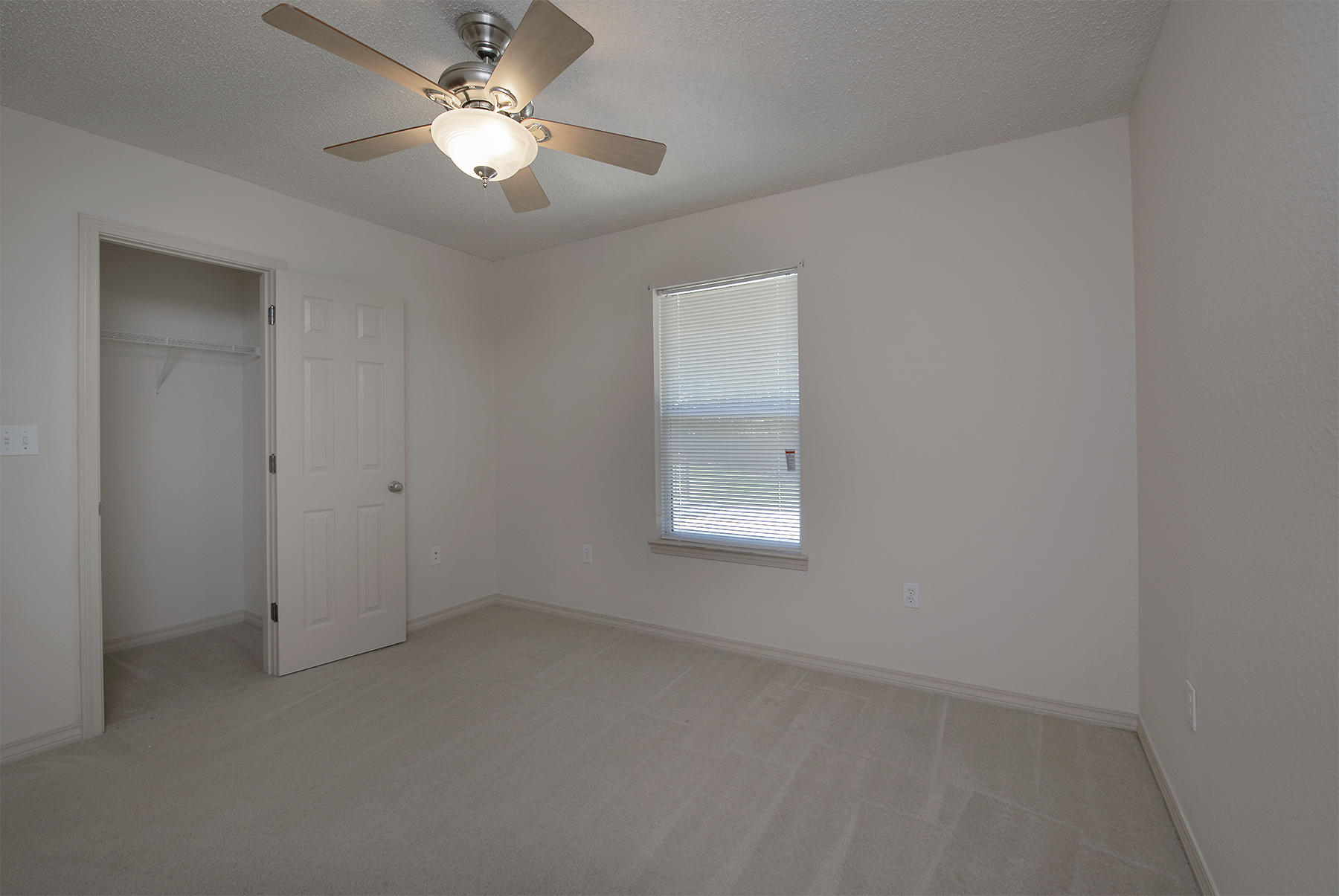 SPRING HOLLOW ESTATES - Residential