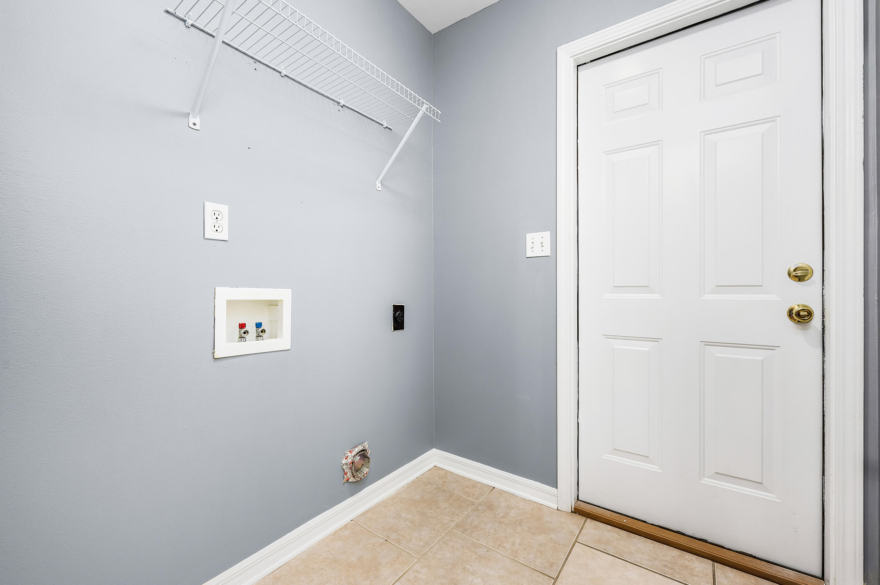 ADAMS POWELL - Residential