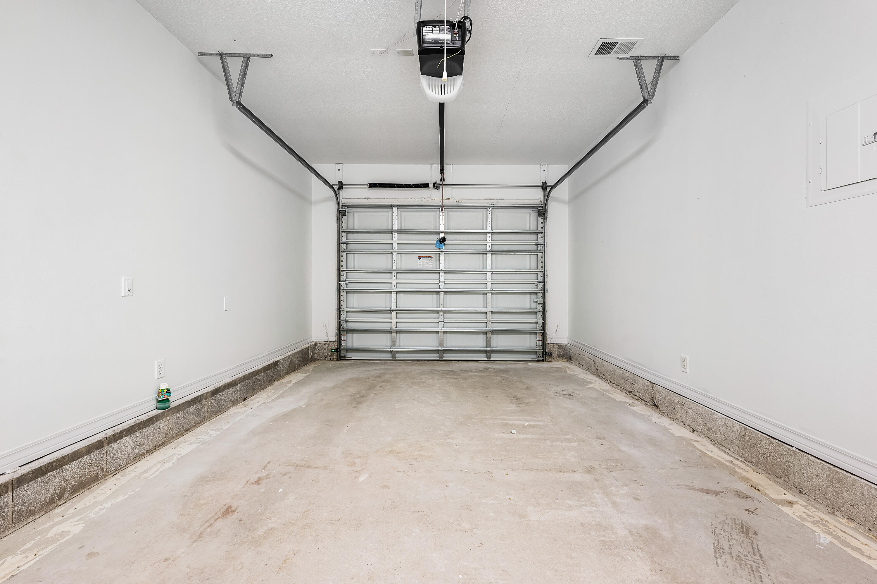 ADAMS POWELL - Residential