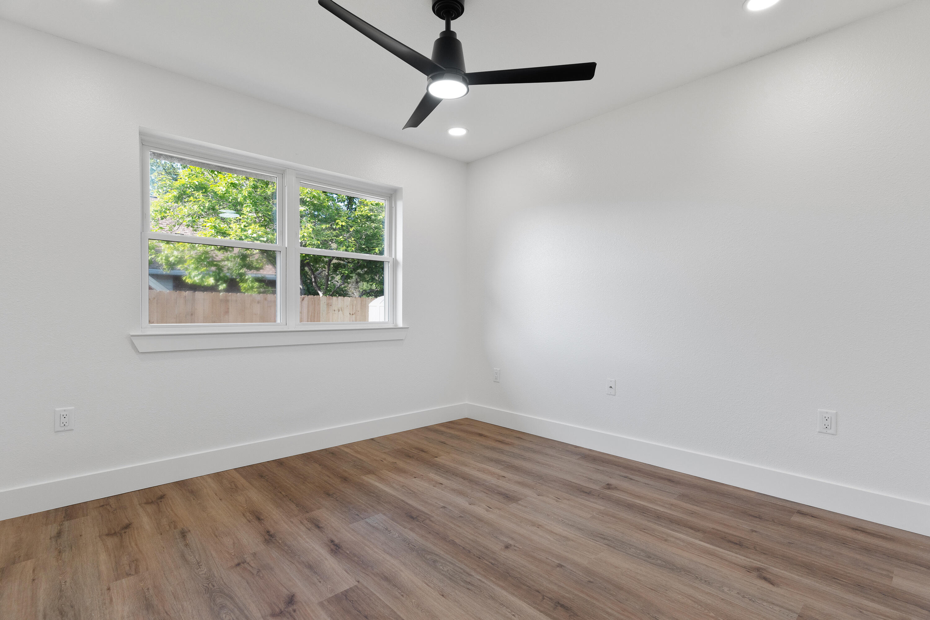 Kenwood/Country Club Est - Residential