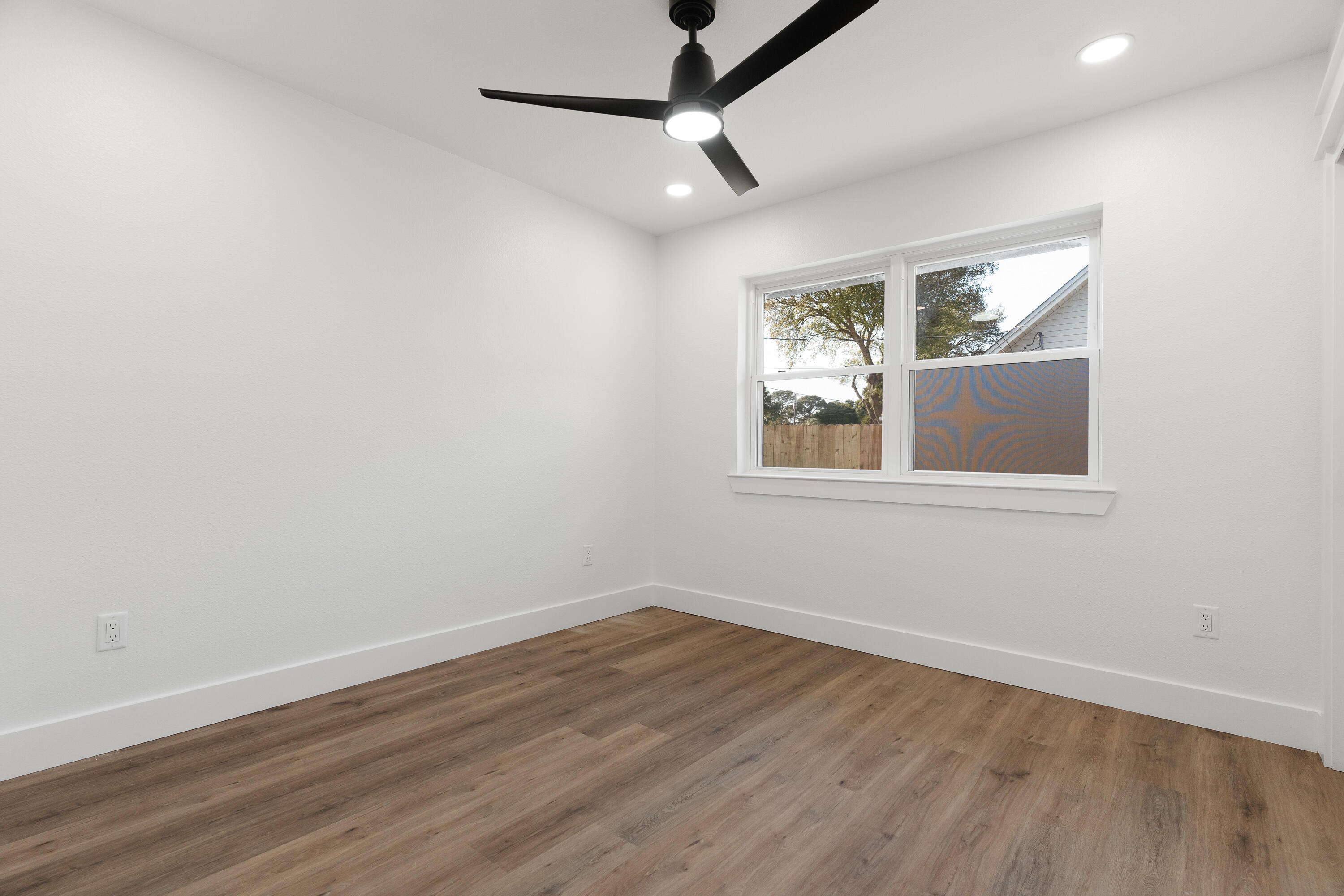 Kenwood/Country Club Est - Residential