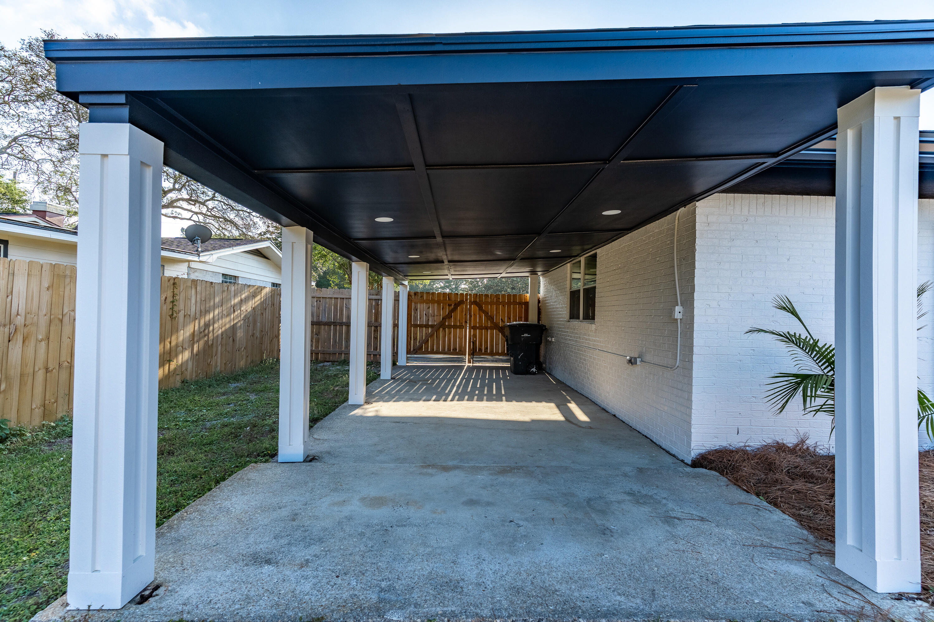 Kenwood/Country Club Est - Residential