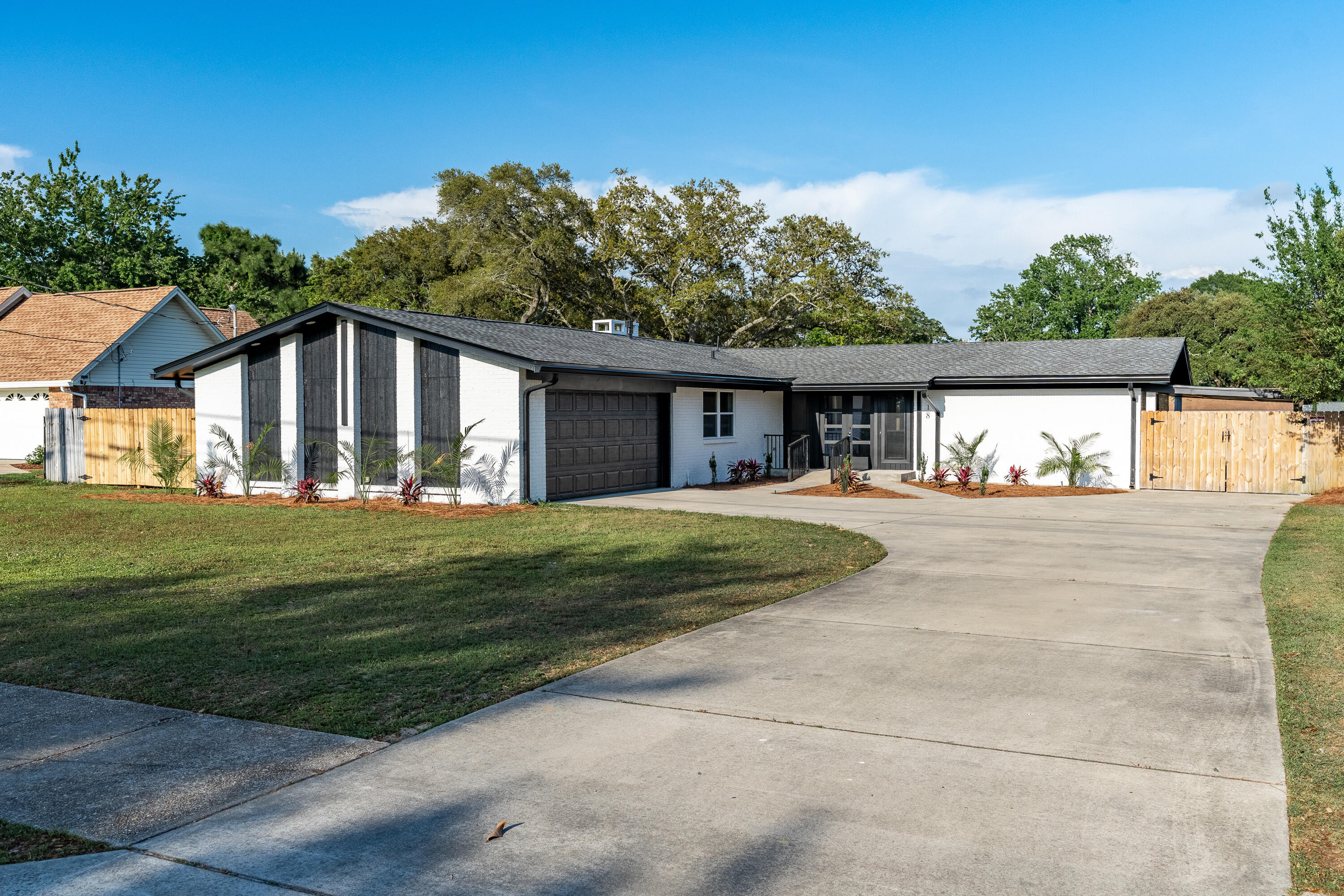 Kenwood/Country Club Est - Residential