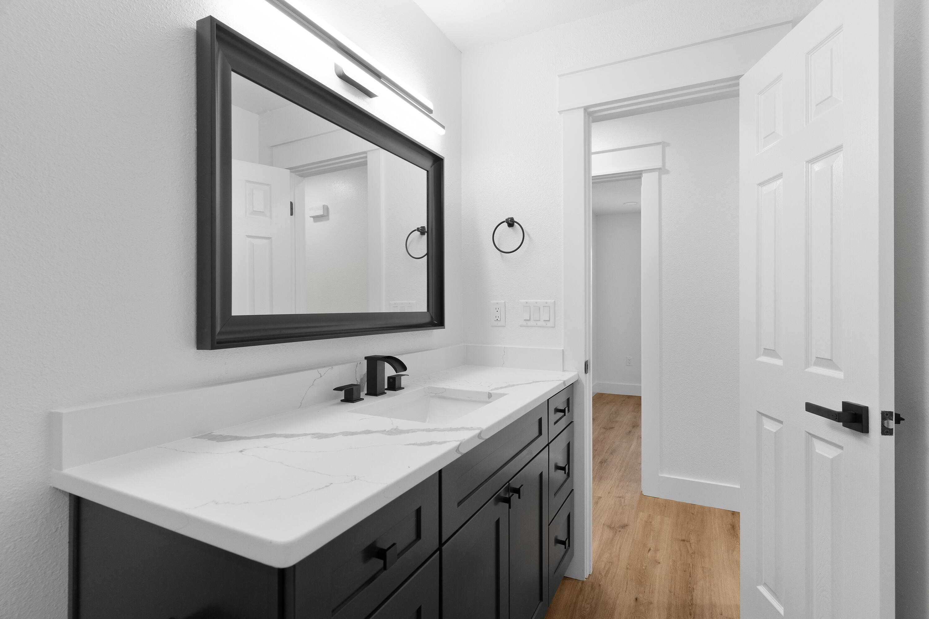Kenwood/Country Club Est - Residential
