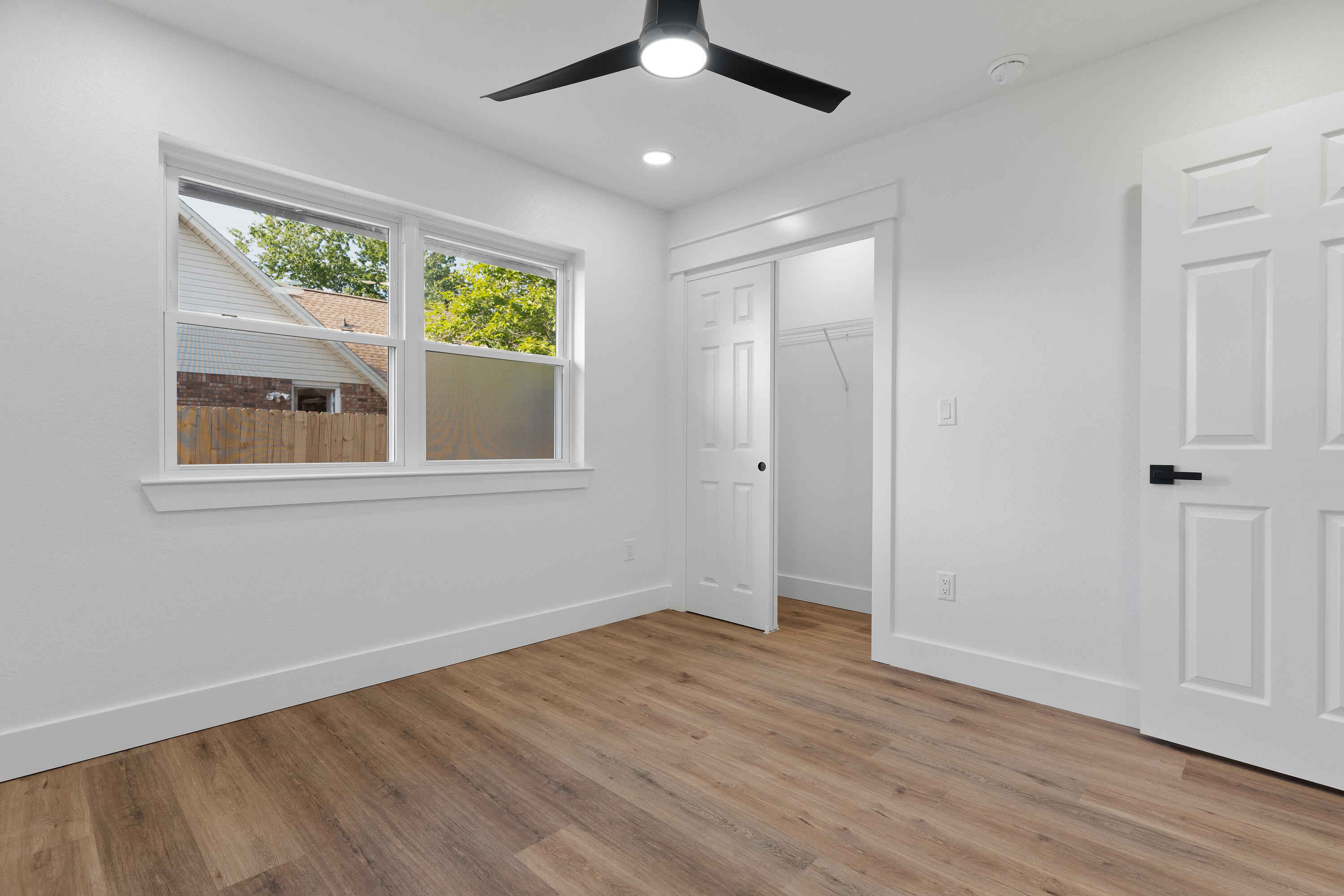 Kenwood/Country Club Est - Residential