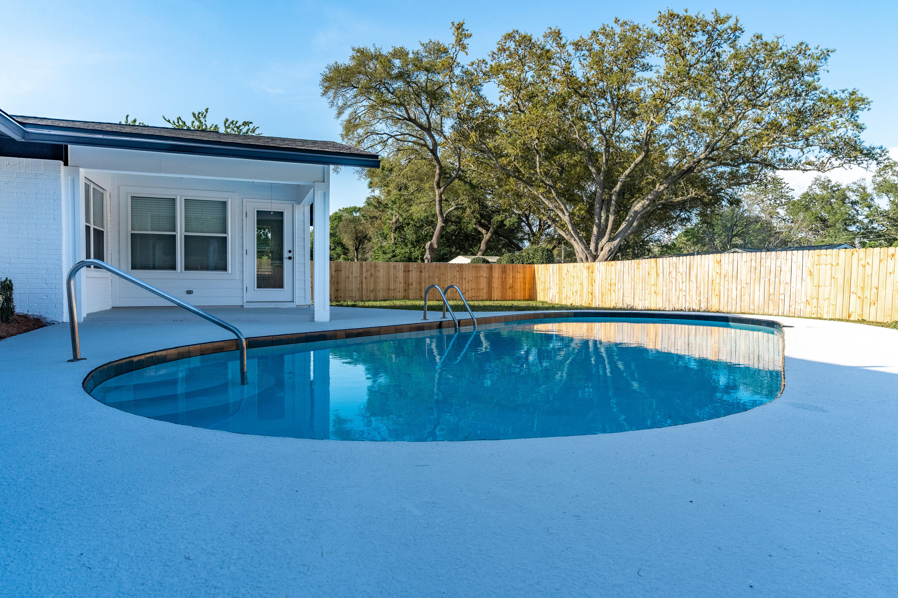 Kenwood/Country Club Est - Residential