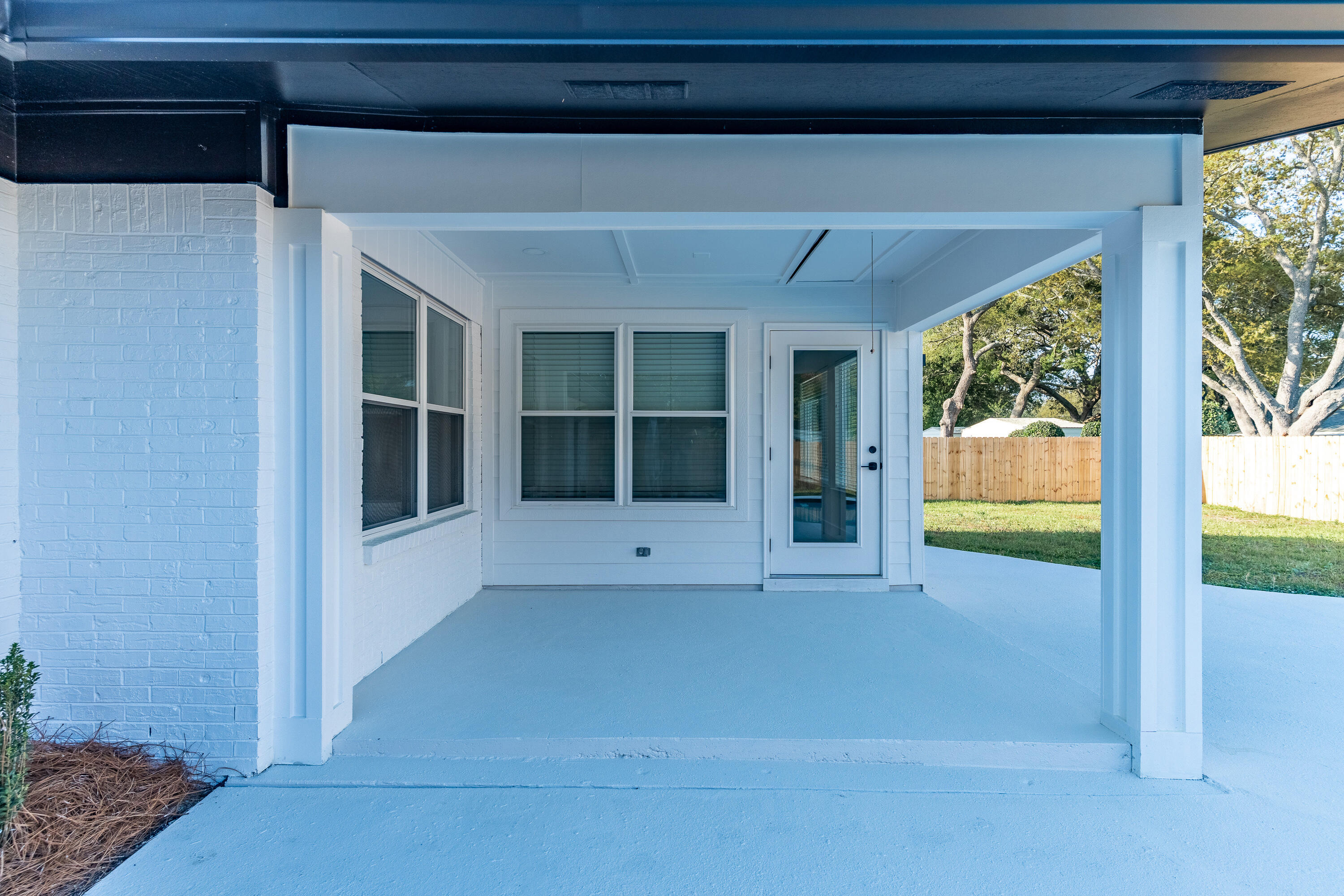 Kenwood/Country Club Est - Residential
