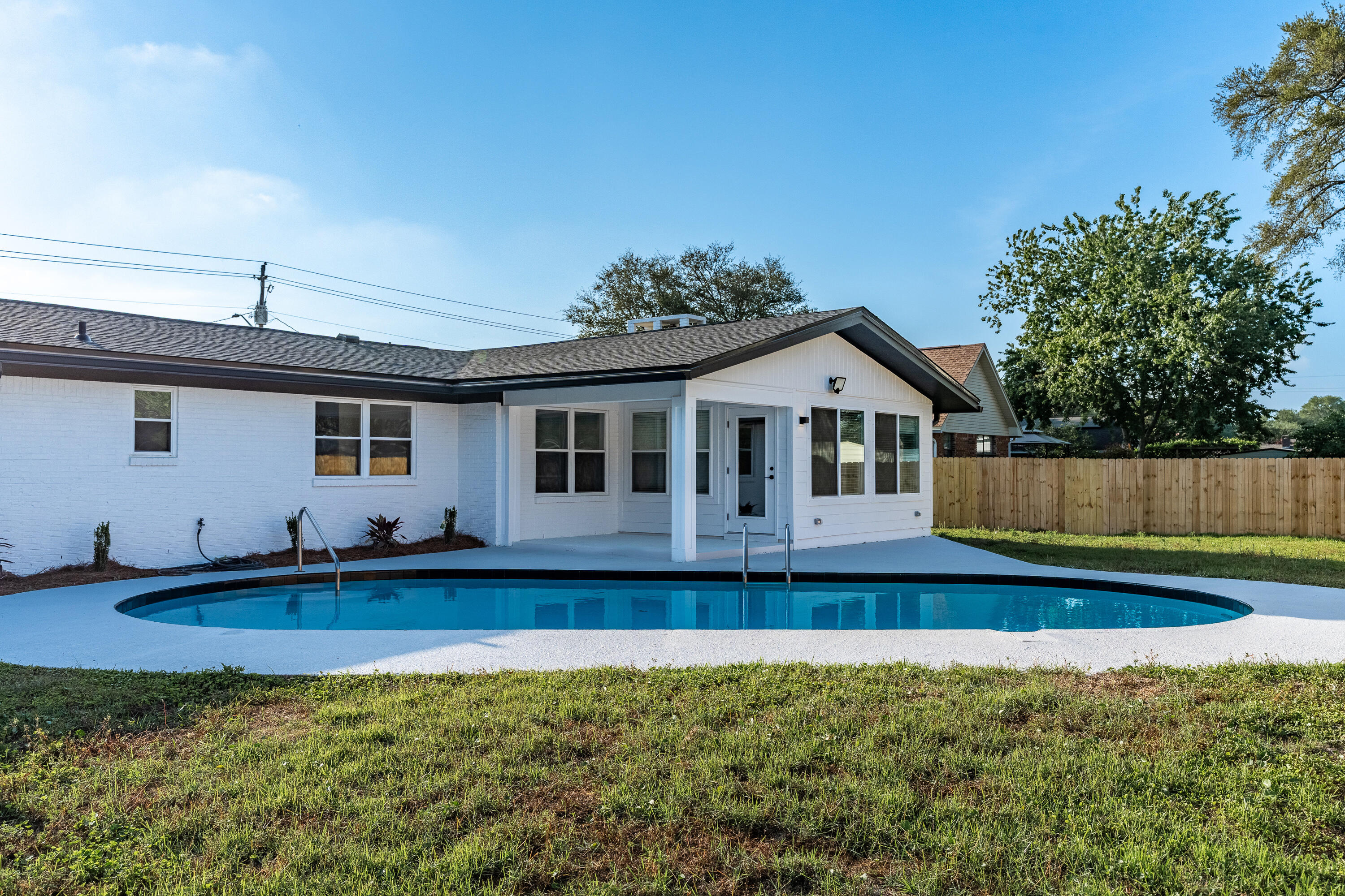 Kenwood/Country Club Est - Residential