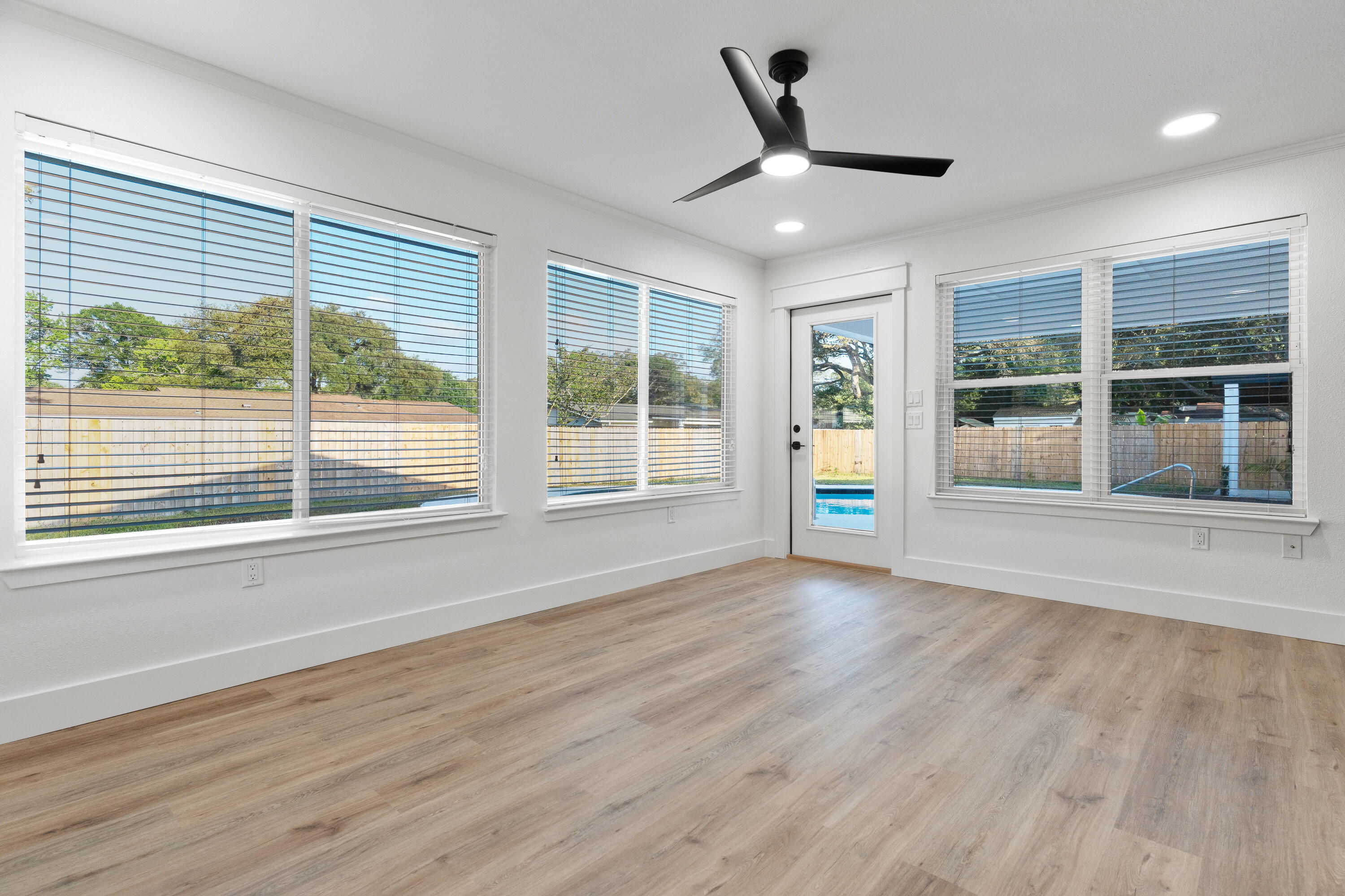 Kenwood/Country Club Est - Residential