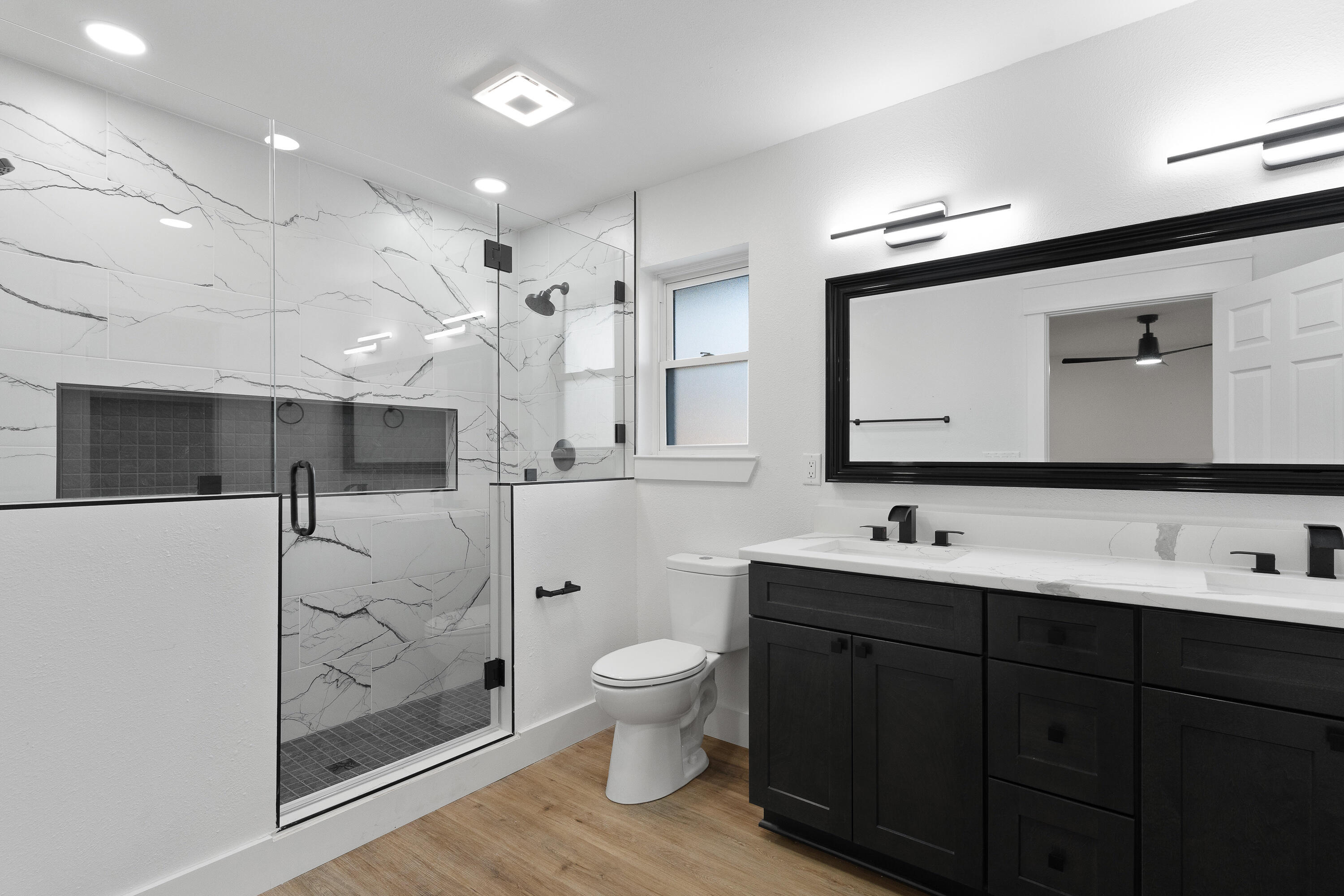 Kenwood/Country Club Est - Residential