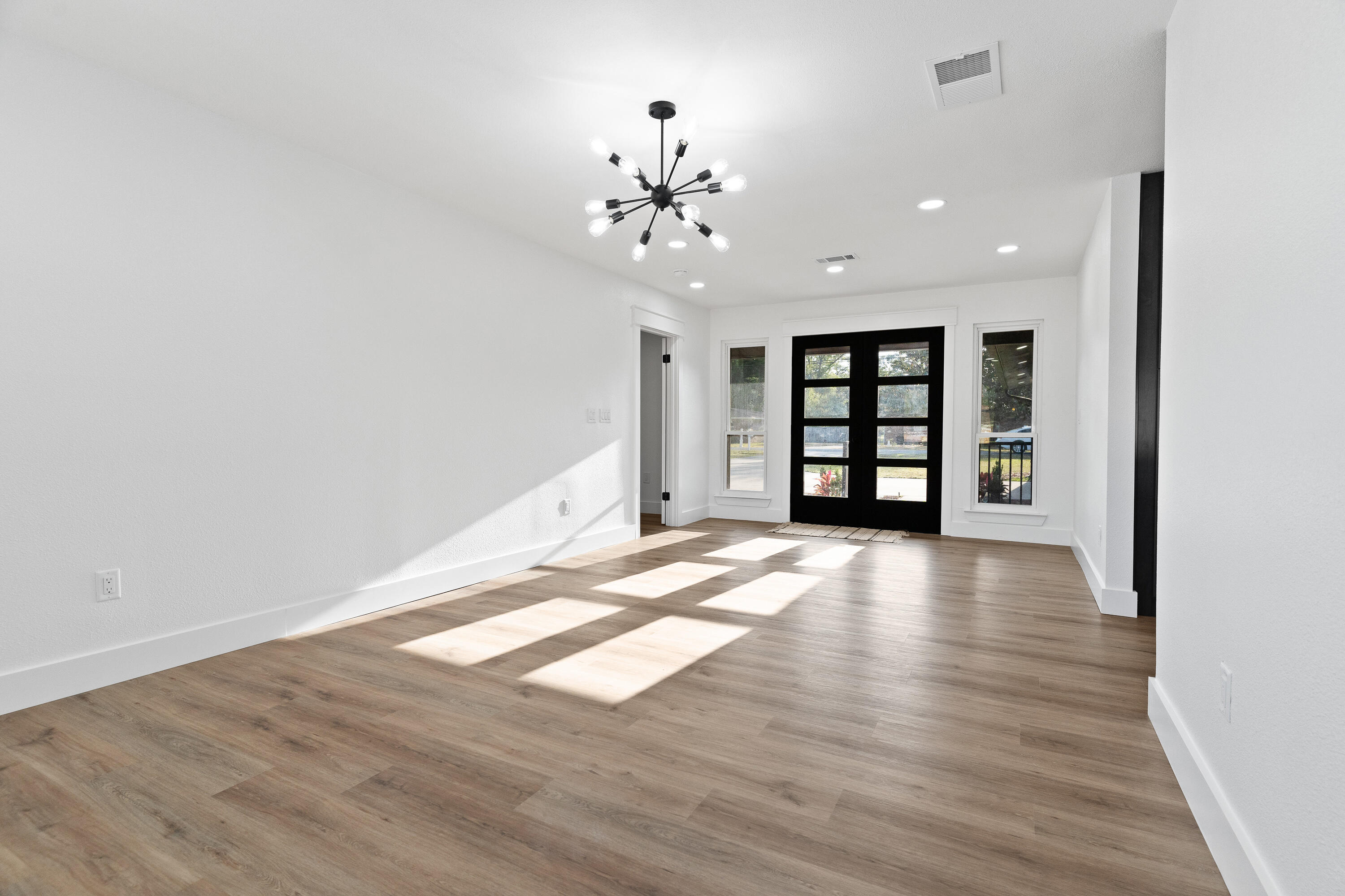 Kenwood/Country Club Est - Residential