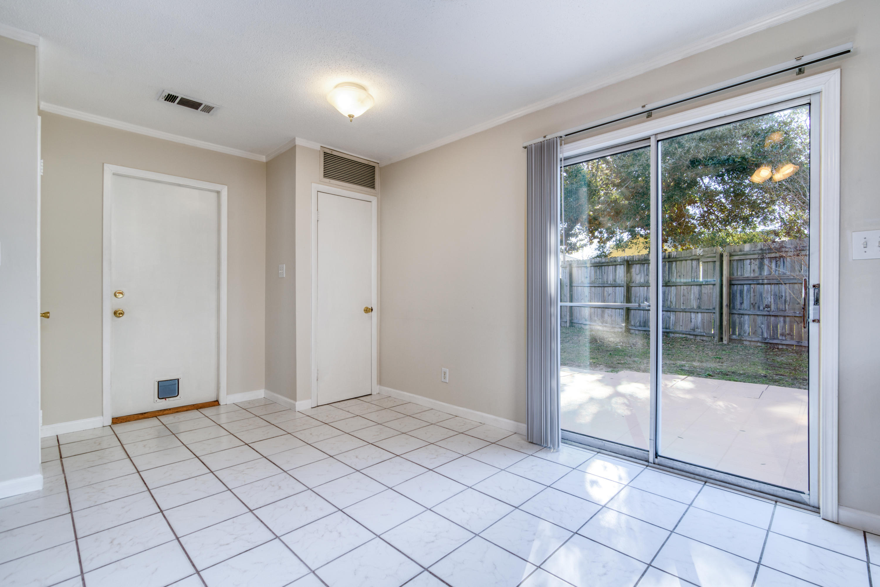 WOODLAND PARK ESTATES - Residential