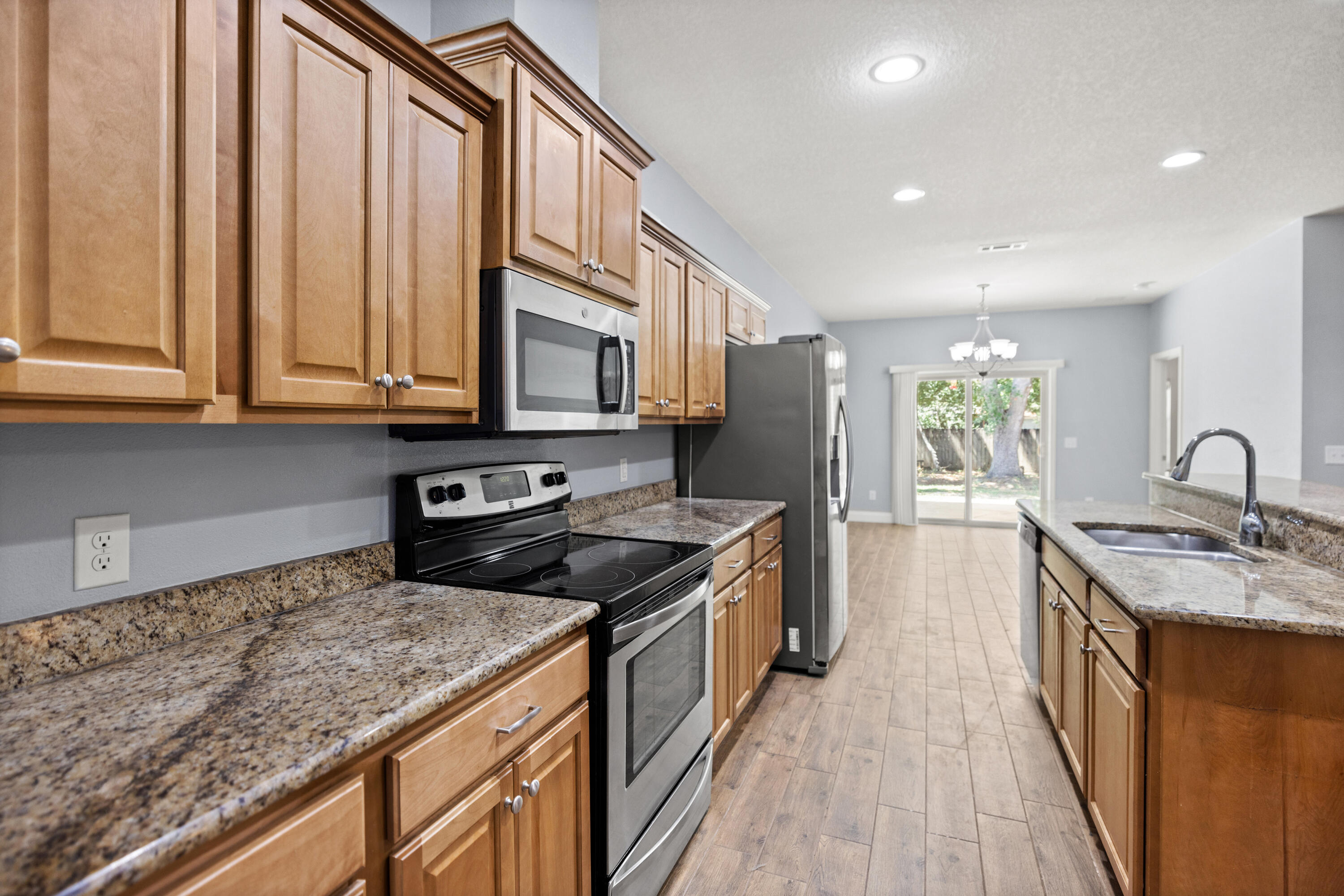 RIVERVIEW ESTATES - Residential