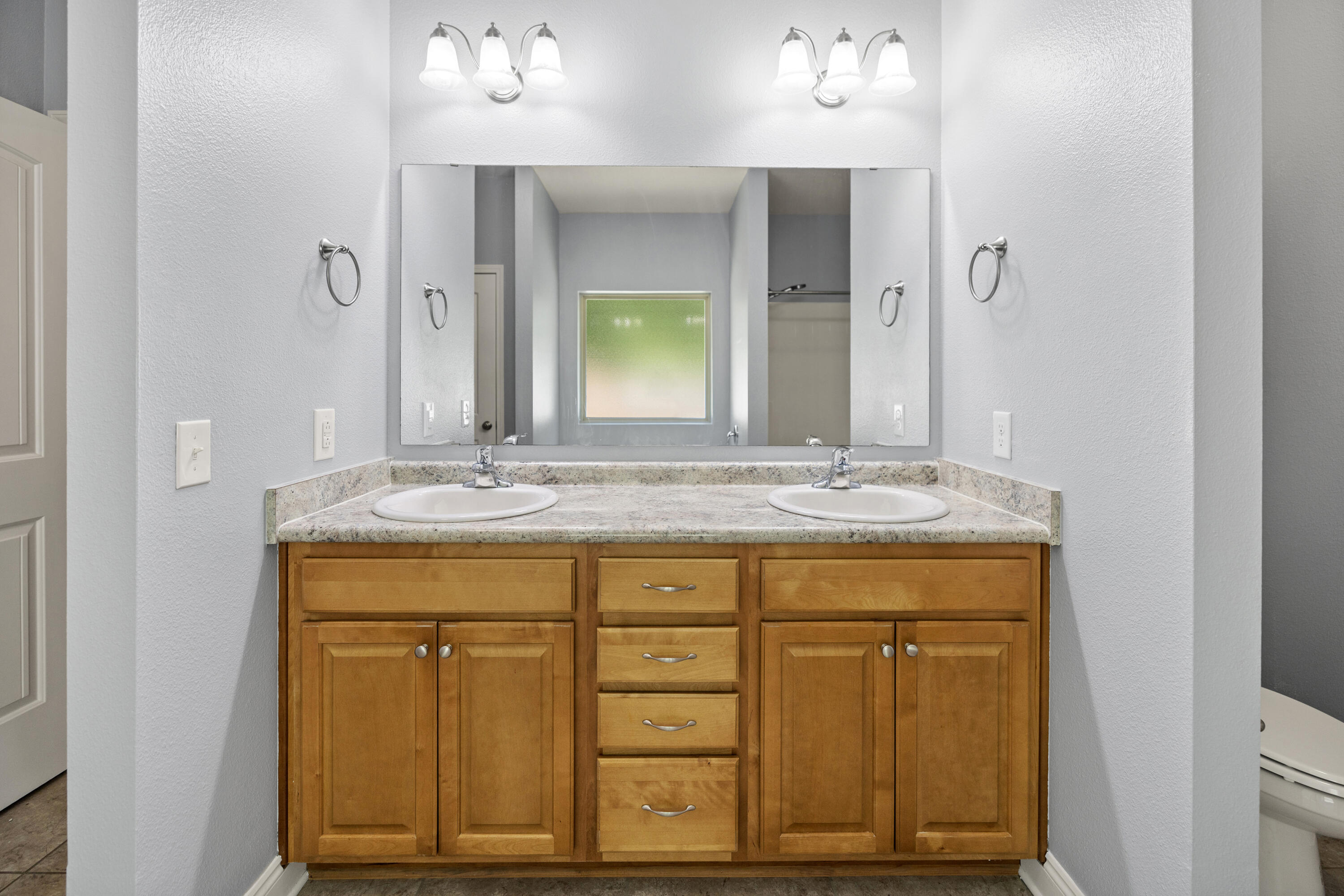 RIVERVIEW ESTATES - Residential