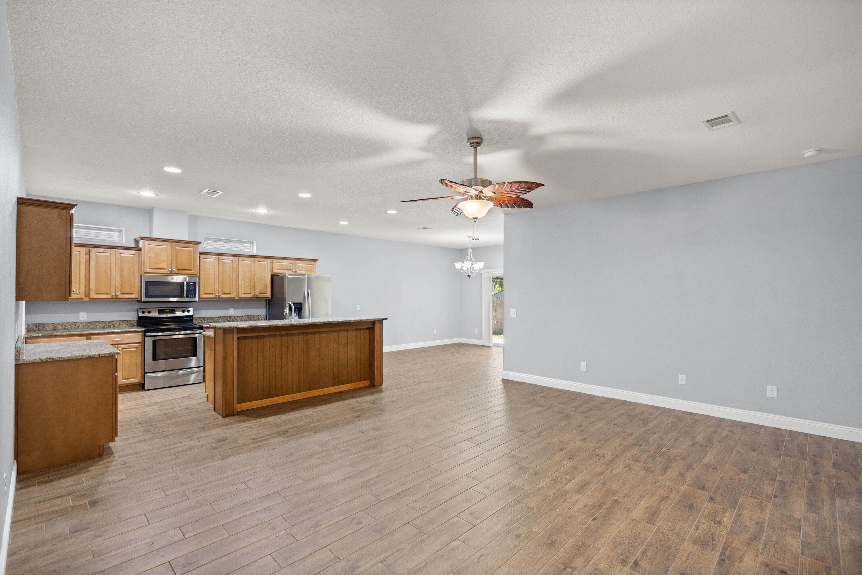 RIVERVIEW ESTATES - Residential