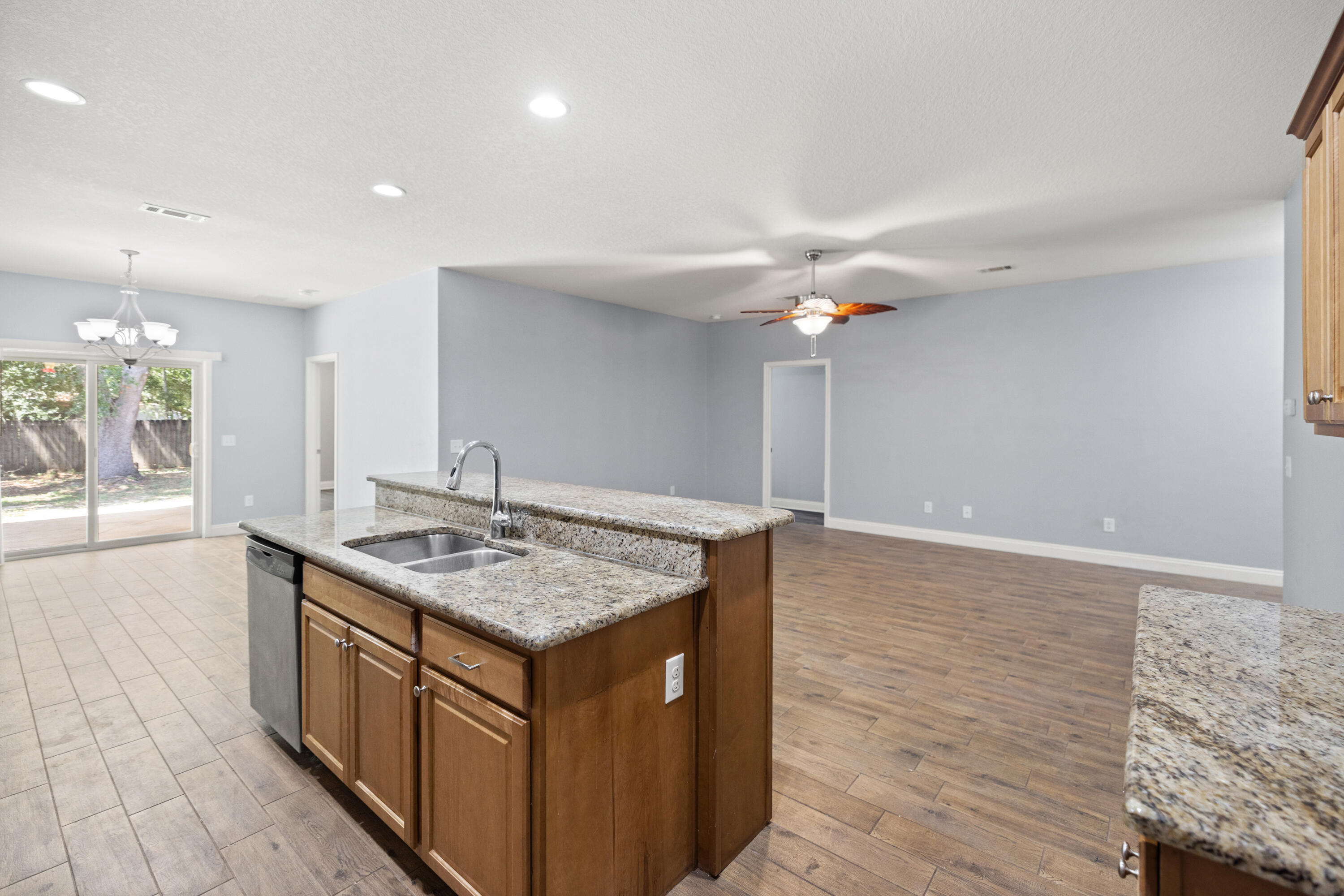 RIVERVIEW ESTATES - Residential