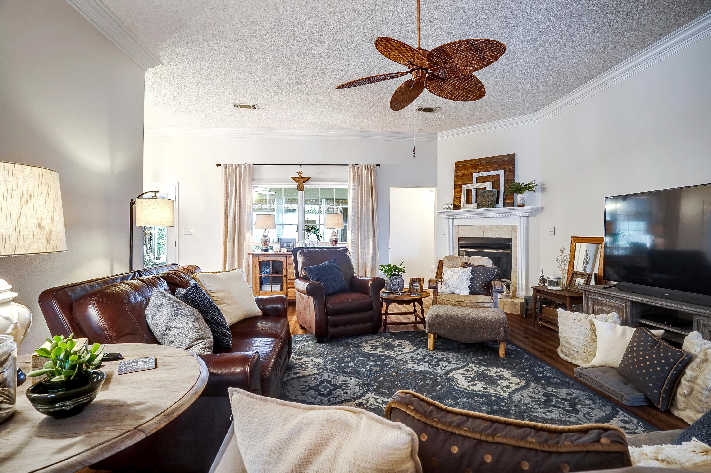 ROCKY BAYOU COUNTRY CLUB ESTATES 9 - Residential