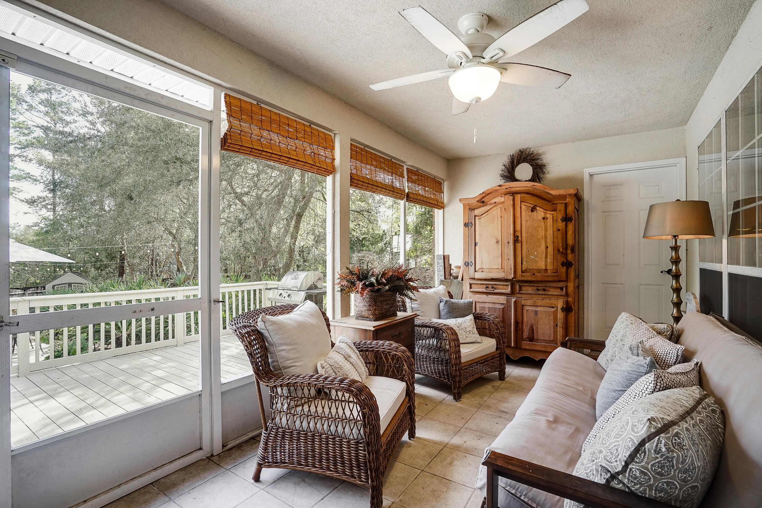 ROCKY BAYOU COUNTRY CLUB ESTATES 9 - Residential