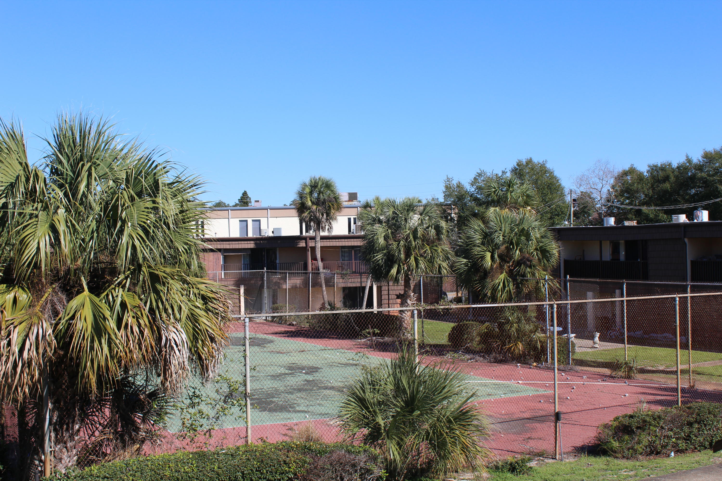 SPANISH VILLAS CONDO - Residential