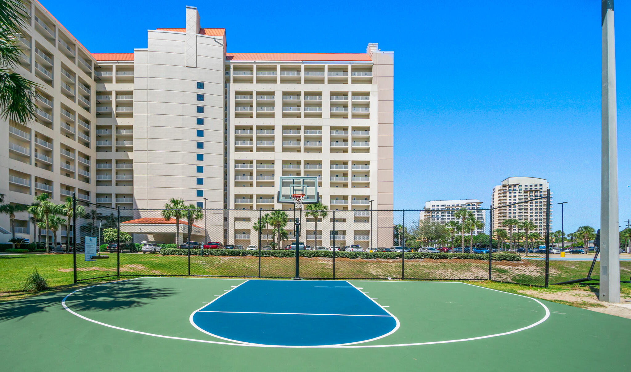 TIDES AT TOPS'L - Residential