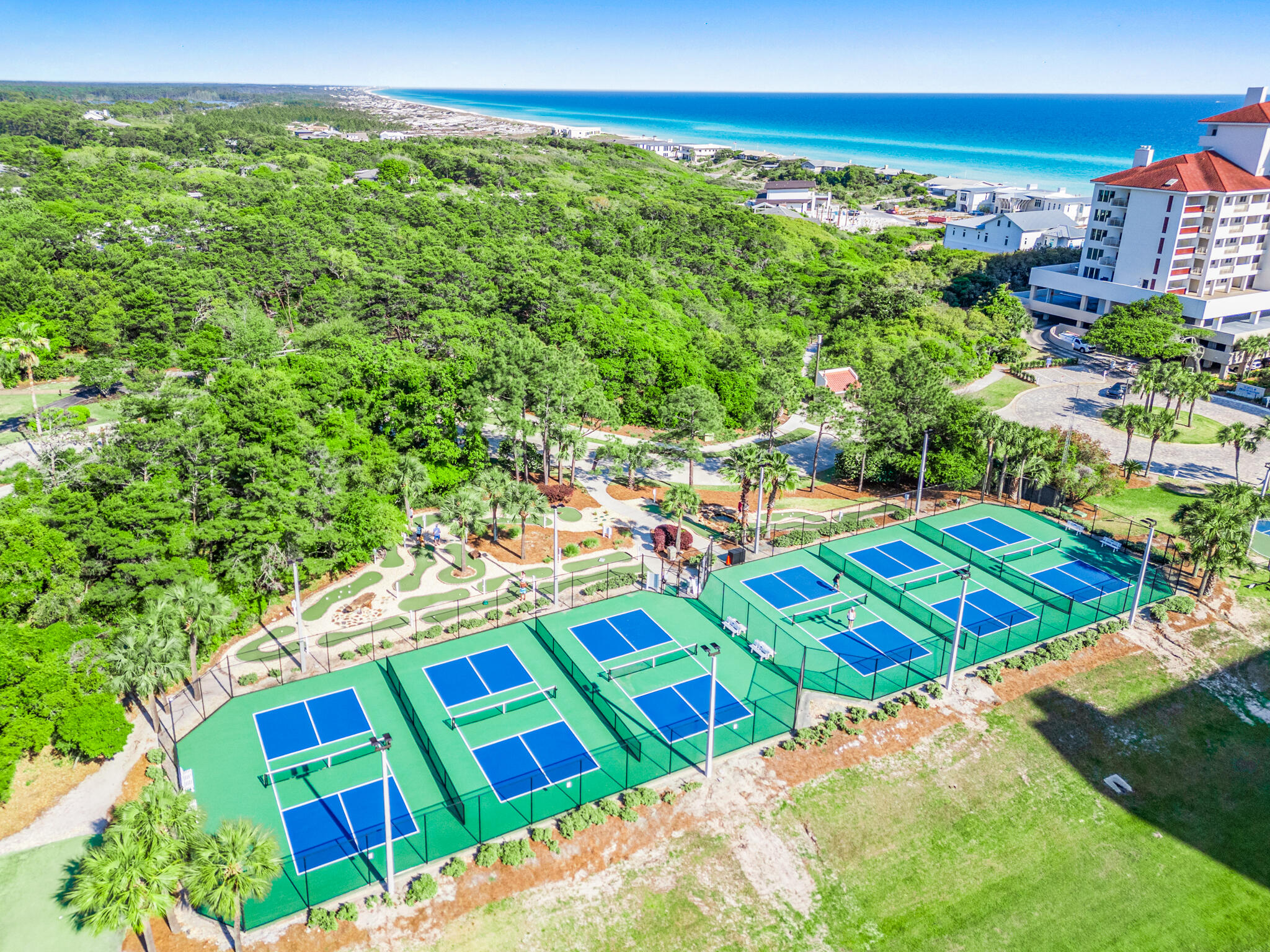 TIDES AT TOPS'L - Residential