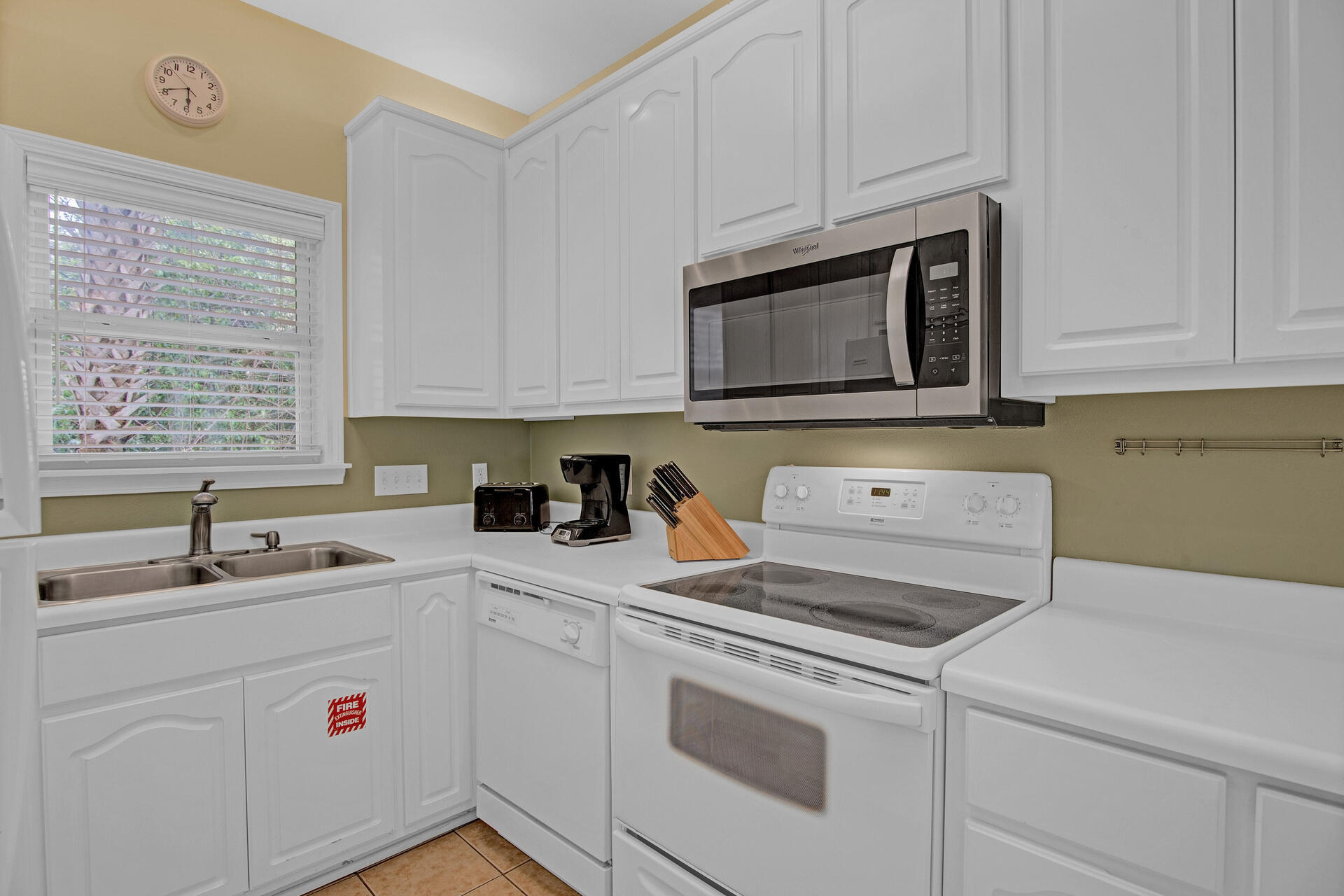 GULFSIDE COTTAGES - Residential