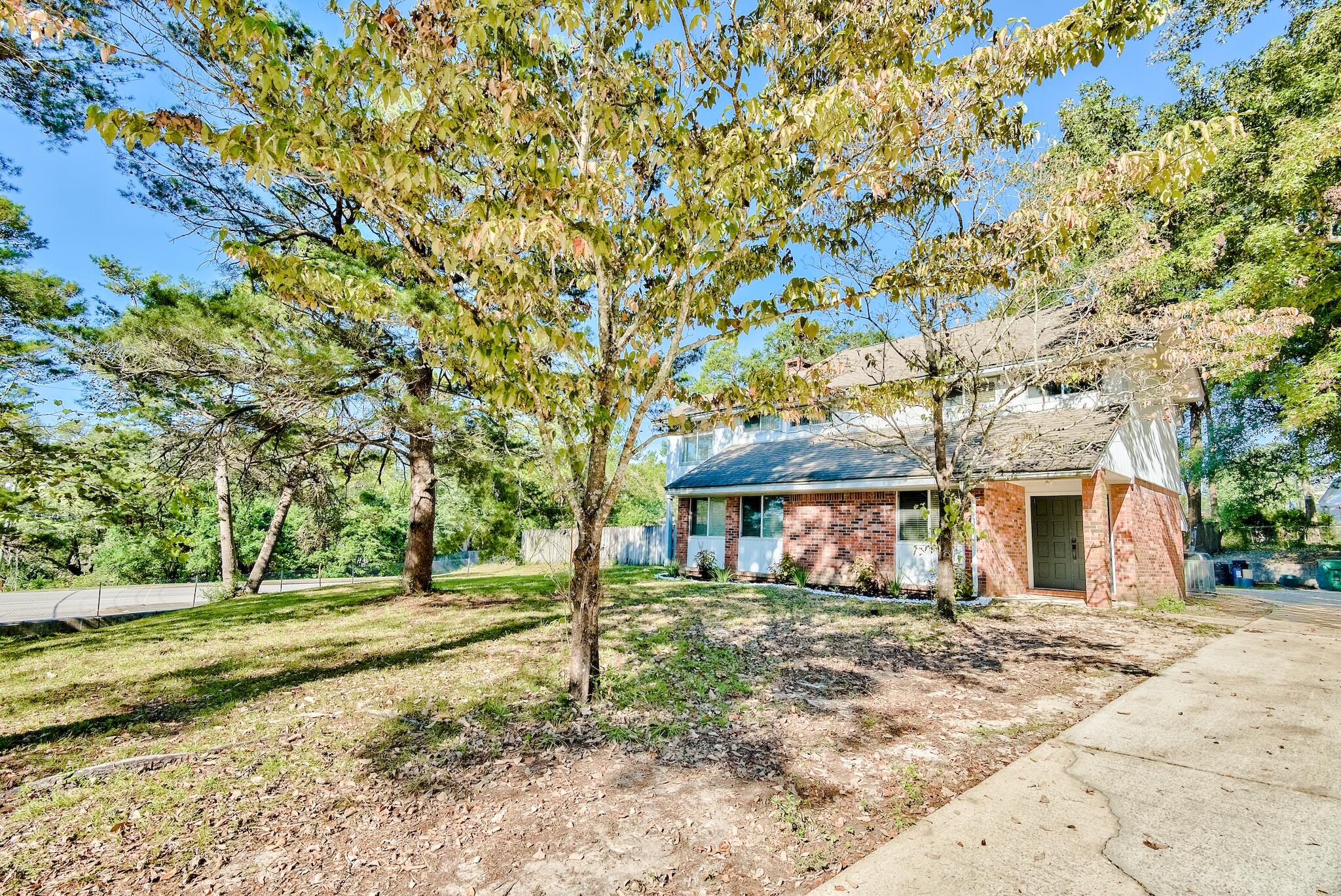 EDGEWATER VILLAGE NORTH - Residential