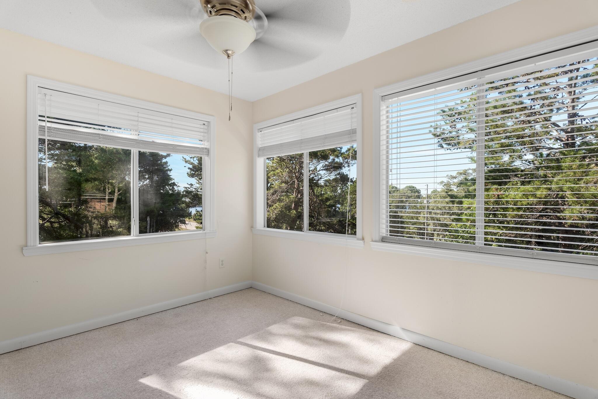 EDGEWATER VILLAGE NORTH - Residential