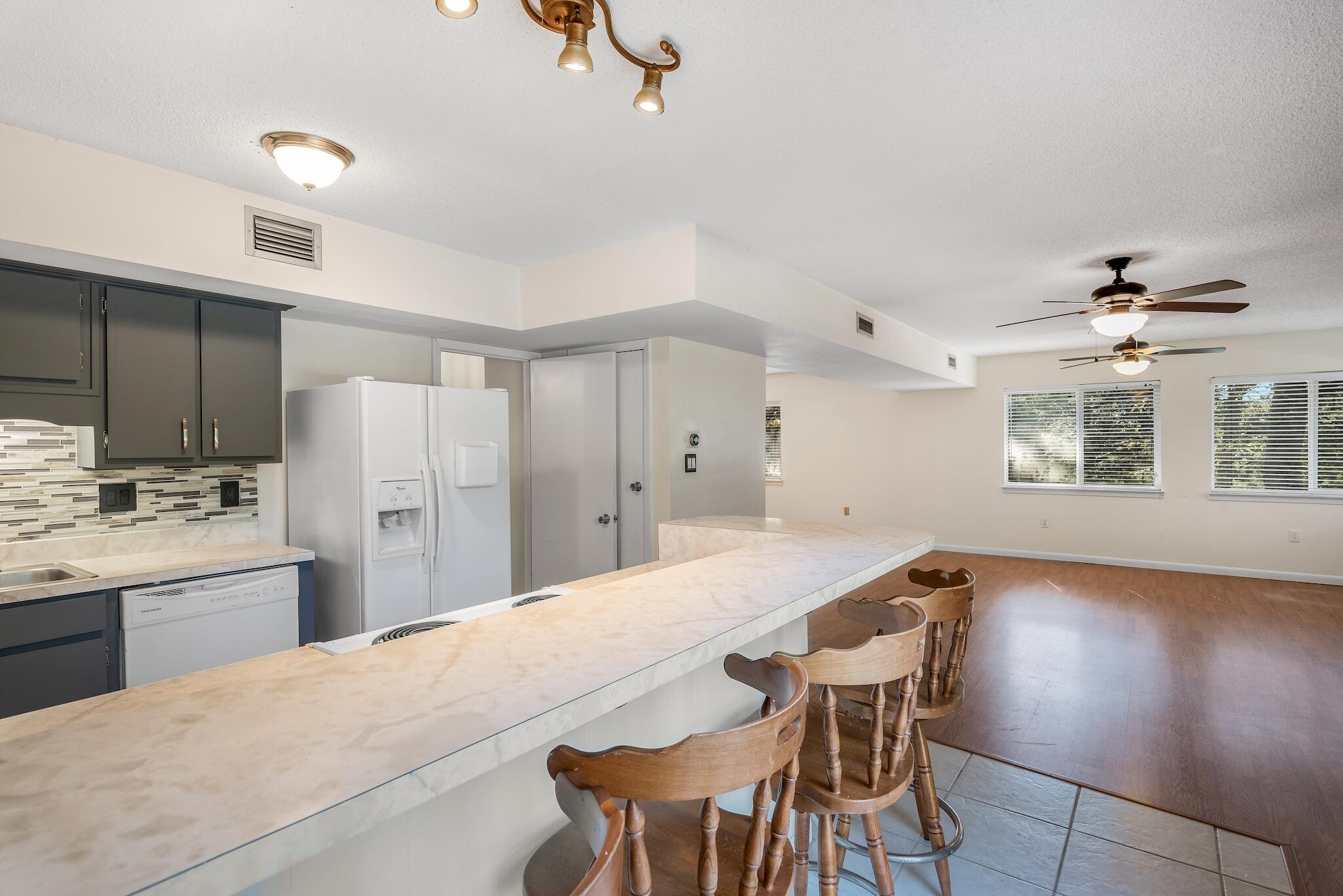 EDGEWATER VILLAGE NORTH - Residential