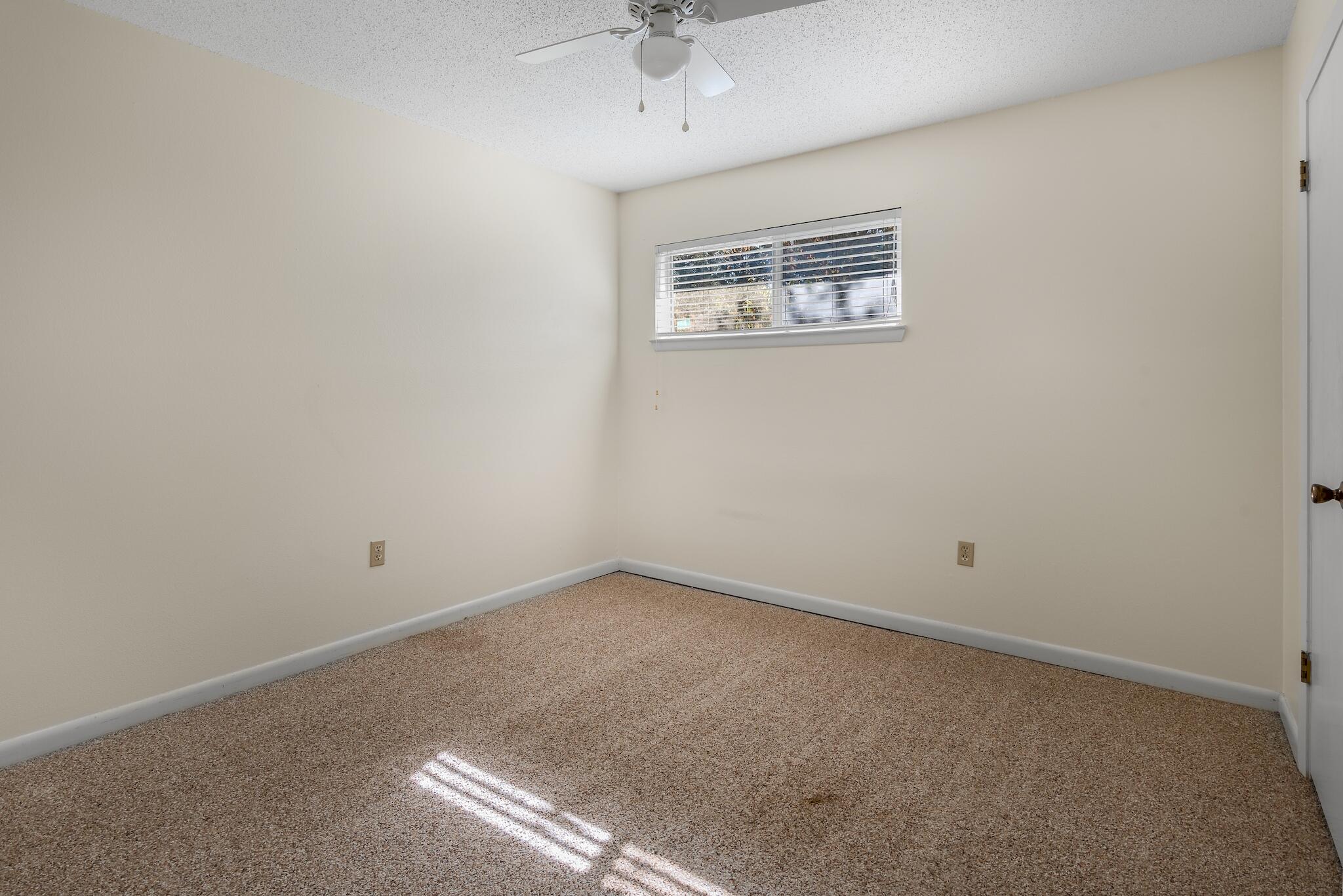 EDGEWATER VILLAGE NORTH - Residential