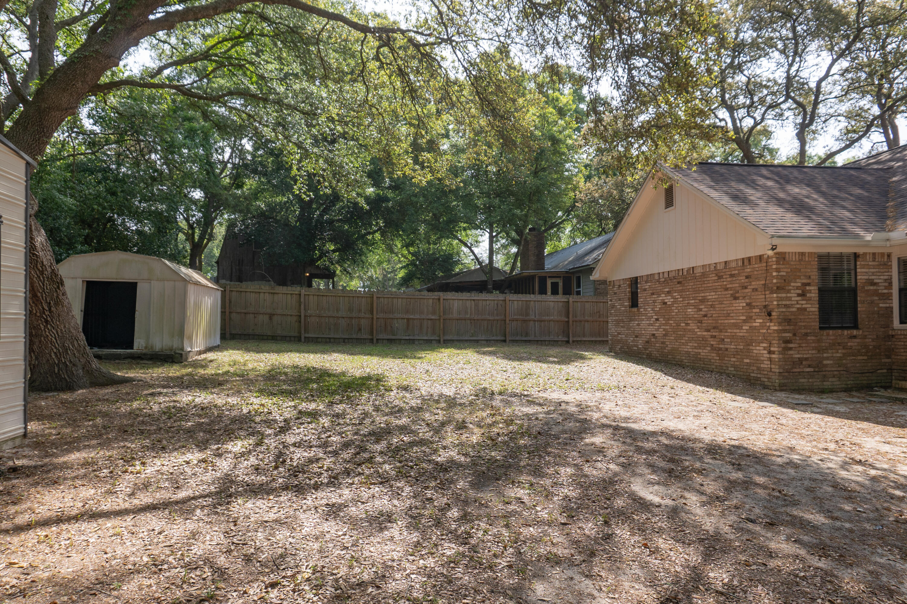 COUNTRYVIEW ESTATES - Residential Lease